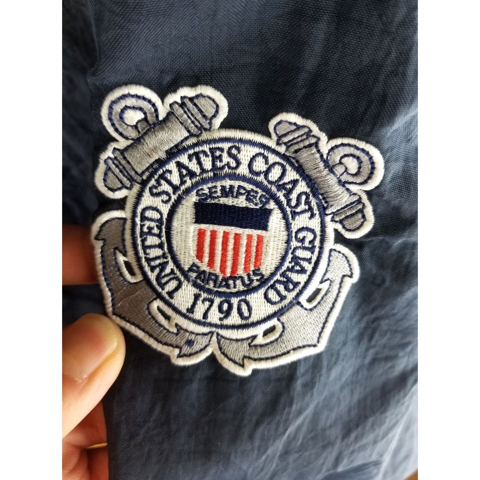 Champion VINTAGE CHAMPION USA COAST GUARD PULLOVER JACKET Navy Large Men L Blue Windbreaker Cross Shoulder 23 INCH 26 INCH 27 INCH 29 INCH Size US L / EU 52-54 / 3 - 5 Thumbnail