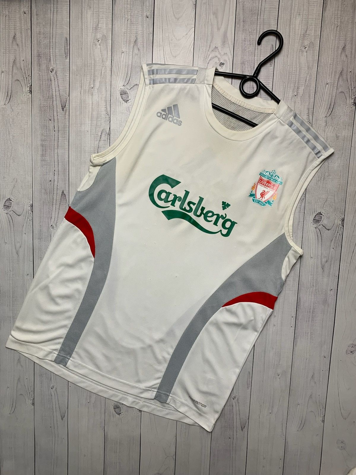 Adidas × Vintage Vintage adidas Liverpool soccer tee rare size M Size US M / EU 48-50 / 2 - 1 Thumbnail