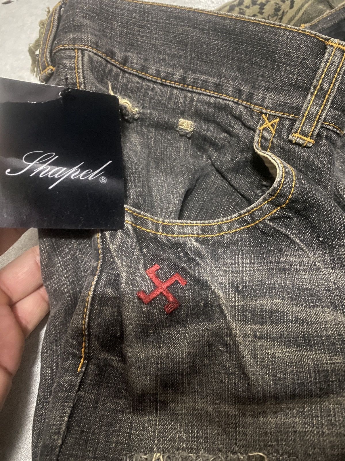 If Six Was Nine SHAPEL MADE IN JAPAN RARE DESIGN DISTRESSED DENIM JEANS Size US 37 - 12 Thumbnail