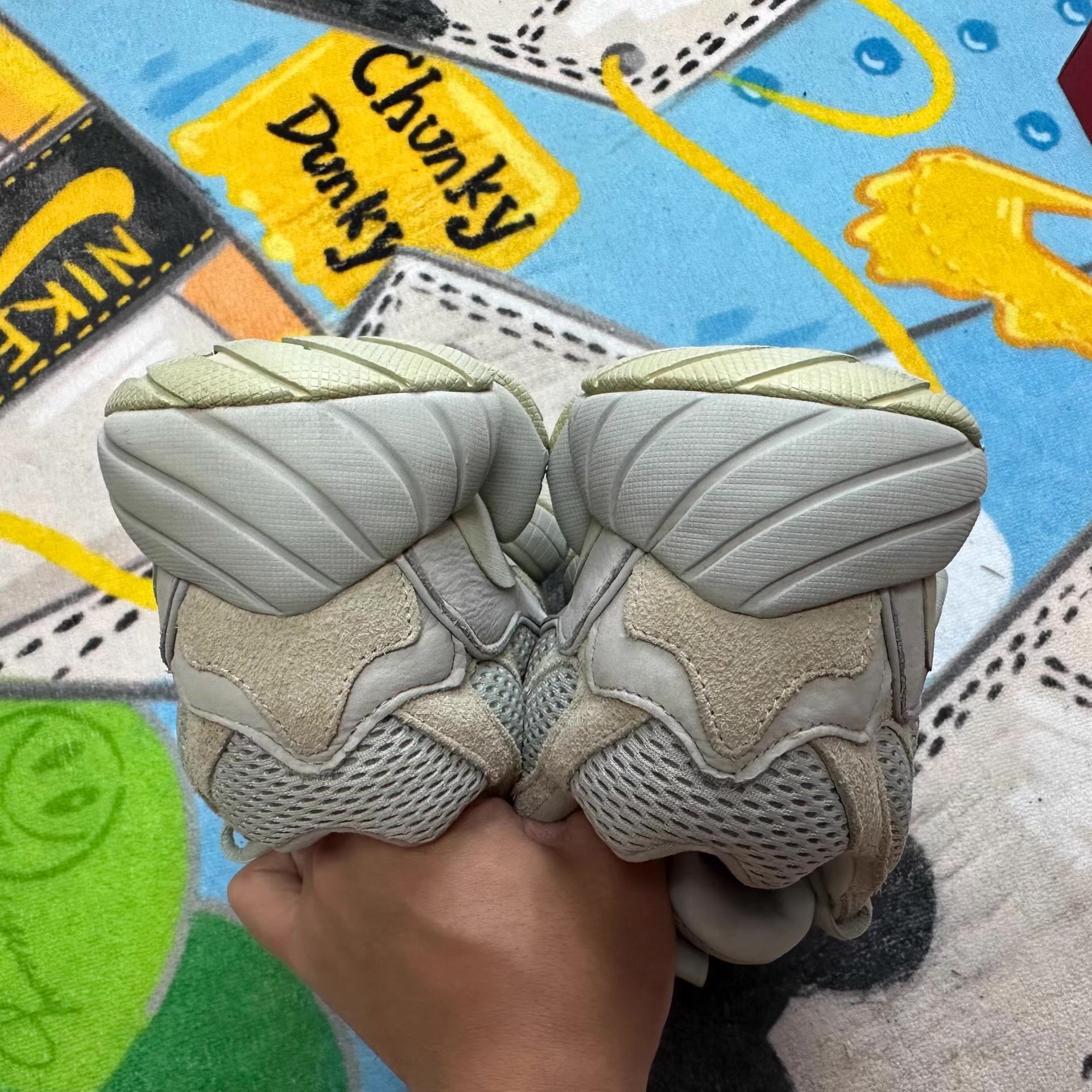 Yeezy YEEZY 500 Salt Ｑ20 Size US 9.5 / EU 42-43 - 5 Thumbnail