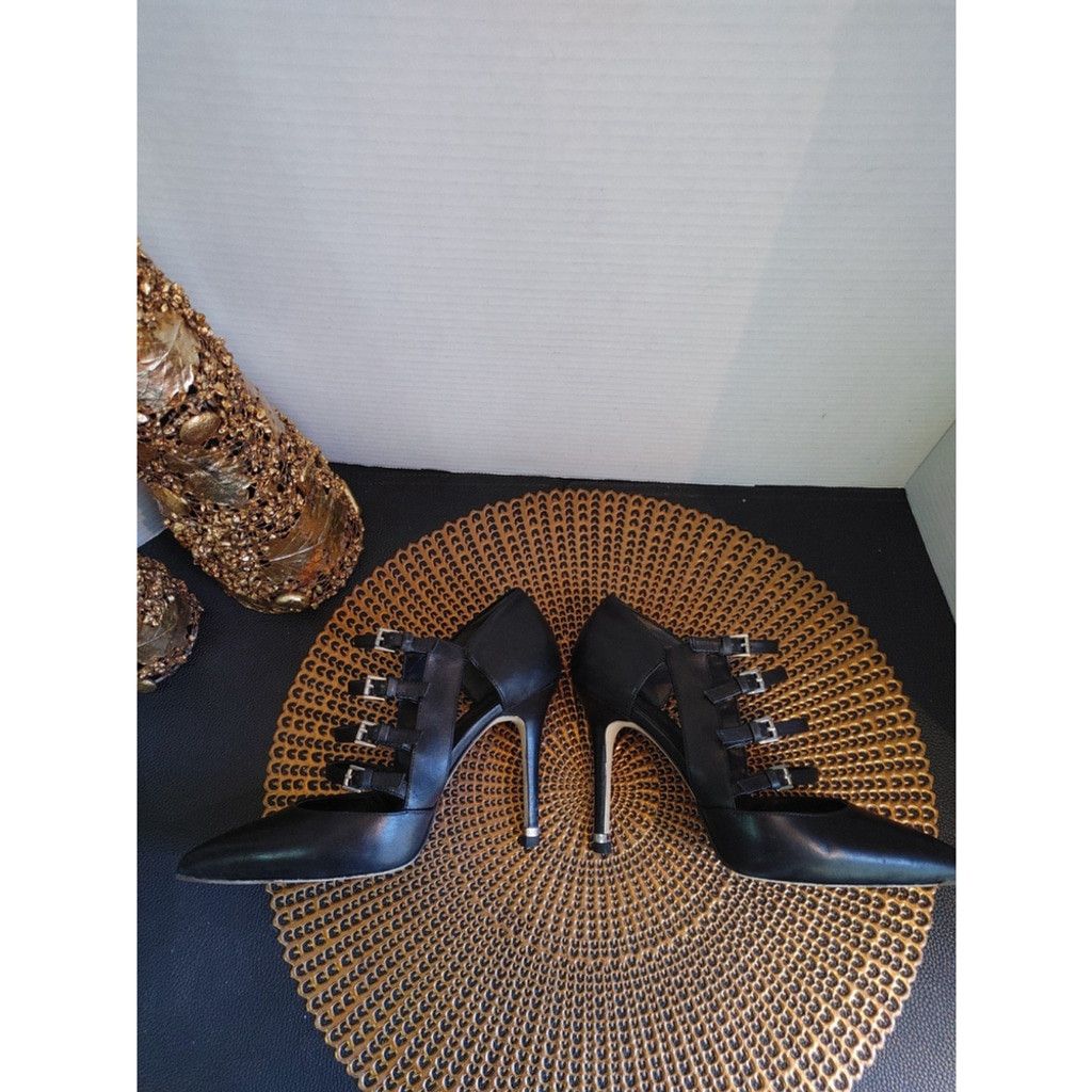 Michael Kors Michael Kors Heels Size 6.5M Size US 6.5 / IT 36.5 - 8 Thumbnail