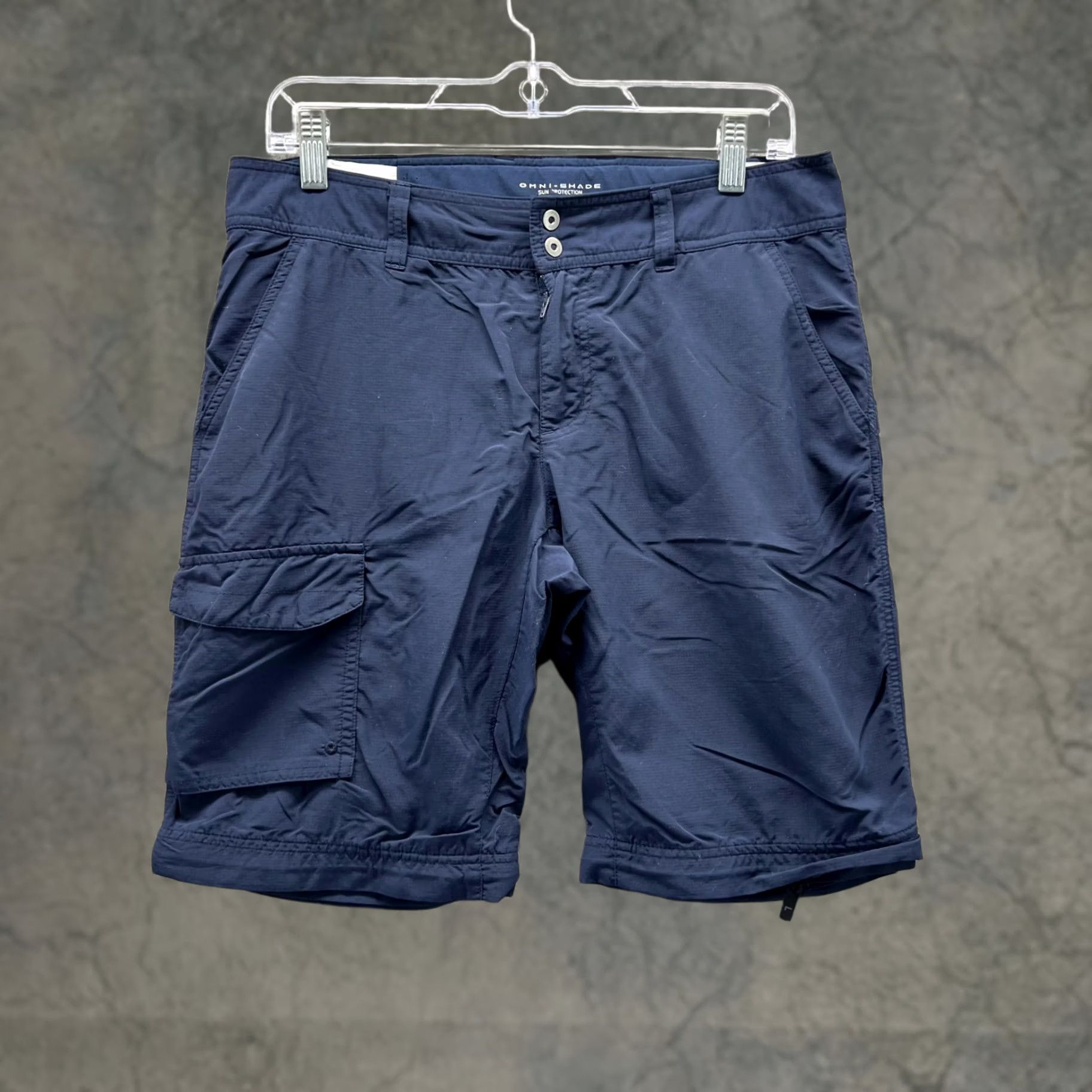 Vintage Columbia Shorts Women 8 Blue Navy Chino Flat Front Omni Shade PFG Hiking Shirtless? Size 30" / US 8 / IT 44 - 1 Thumbnail