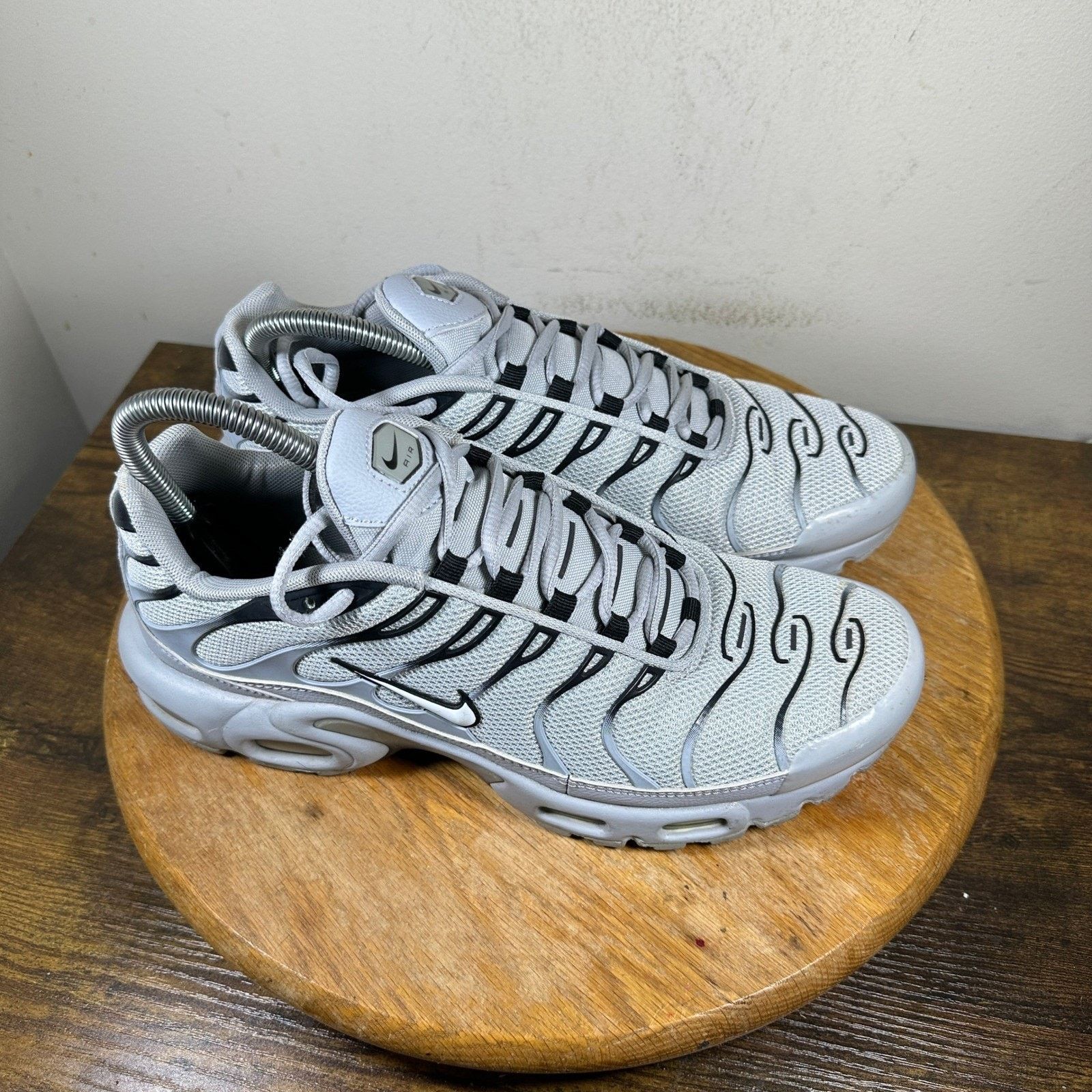 Nike Nike Air Max Plus TN Men's Grey Shoes Size 9 852630-021 Size US 9 / EU 42 - 1 Thumbnail
