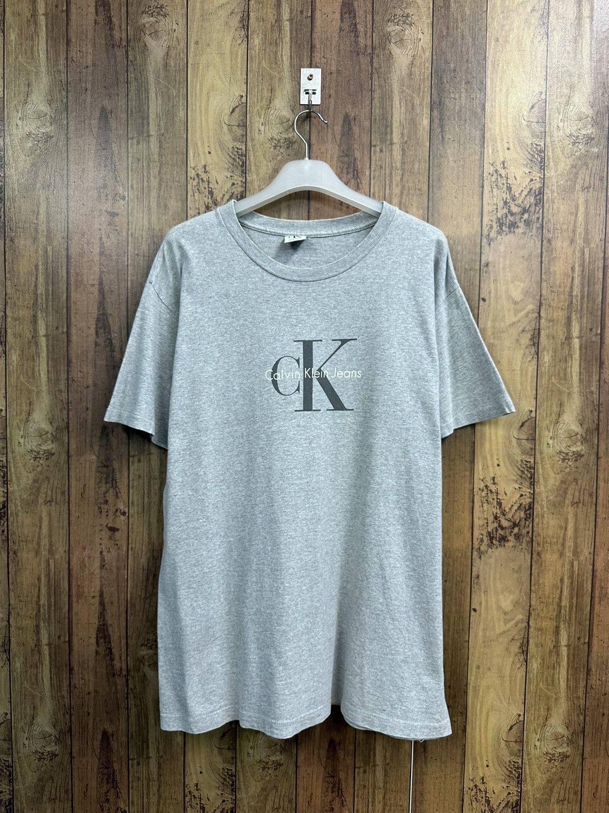 Calvin Klein Vintage Calvin Klein Usa Tshirt A264 Size US M / EU 48-50 / 2 - 1 Thumbnail