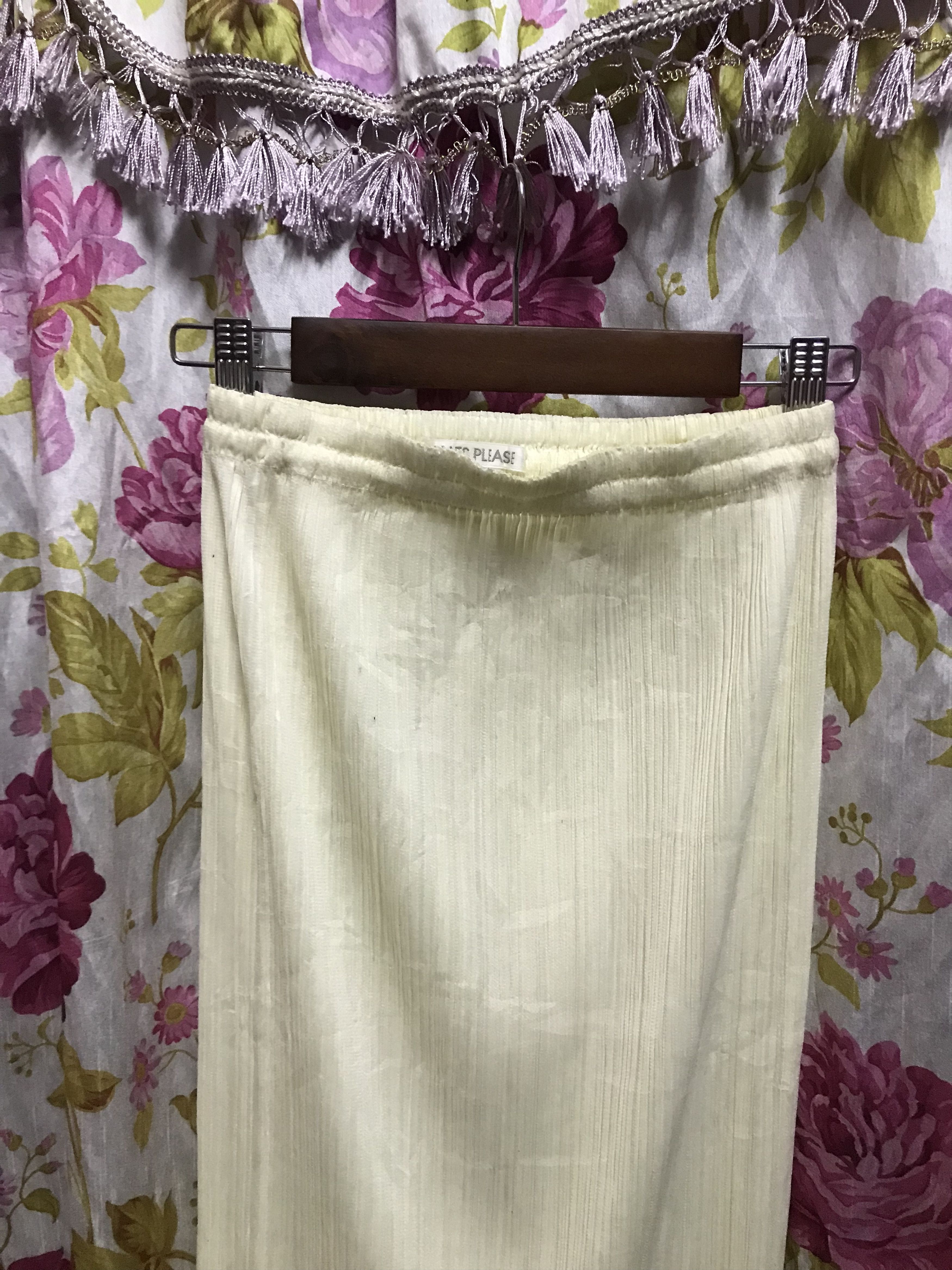 Pleats Please Issey Miyake Pleasts Please Yellow Skirt Size 28" / US 6 / IT 42 - 2 Thumbnail