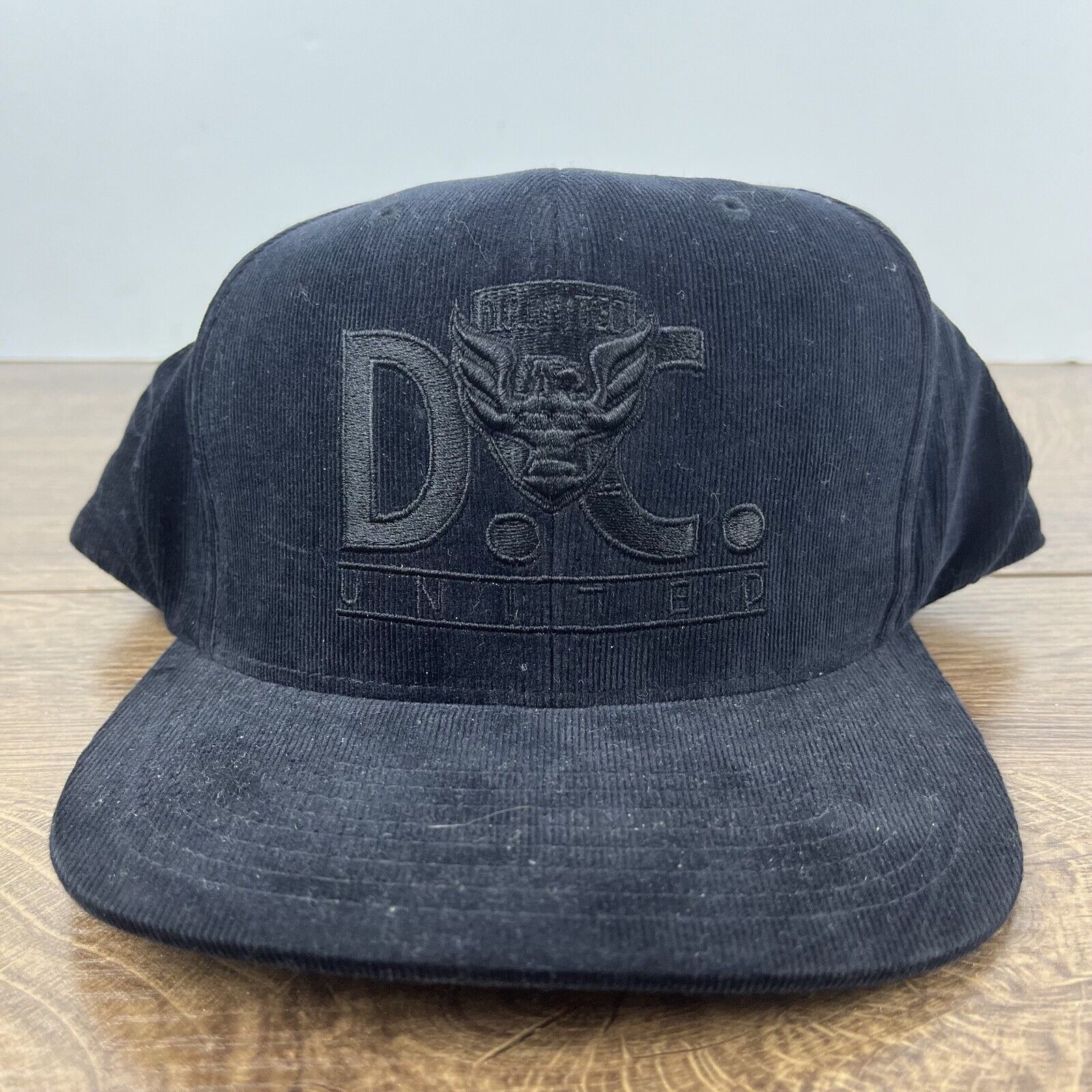 Mitchell & Ness DC United Snapback Hat Mitchell & Ness Black Cap Adjustable Size ONE SIZE - 4 Thumbnail