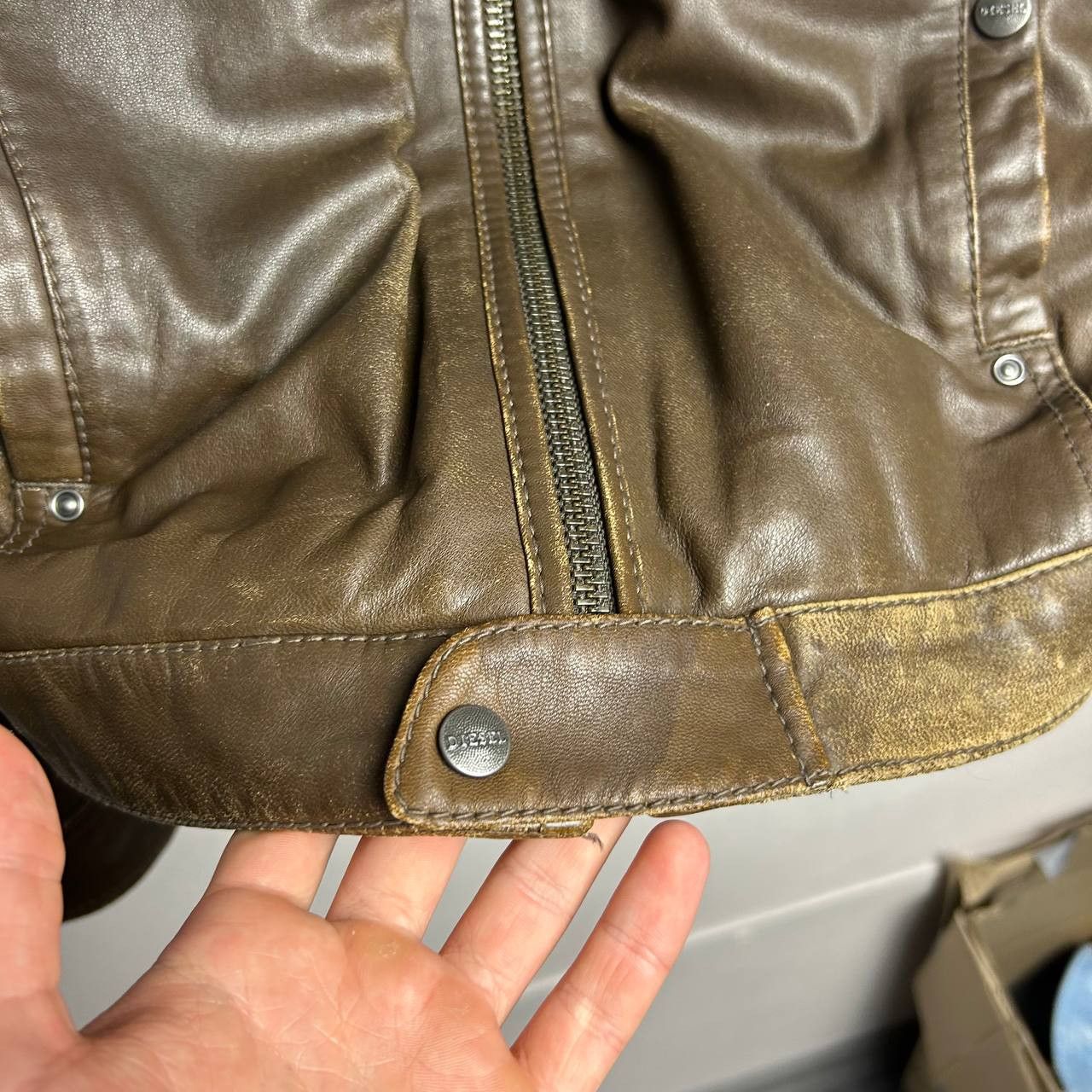 Diesel Vintage Diesel Leather Small logo brown streetwear jacket Size US M / EU 48-50 / 2 - 13 Thumbnail