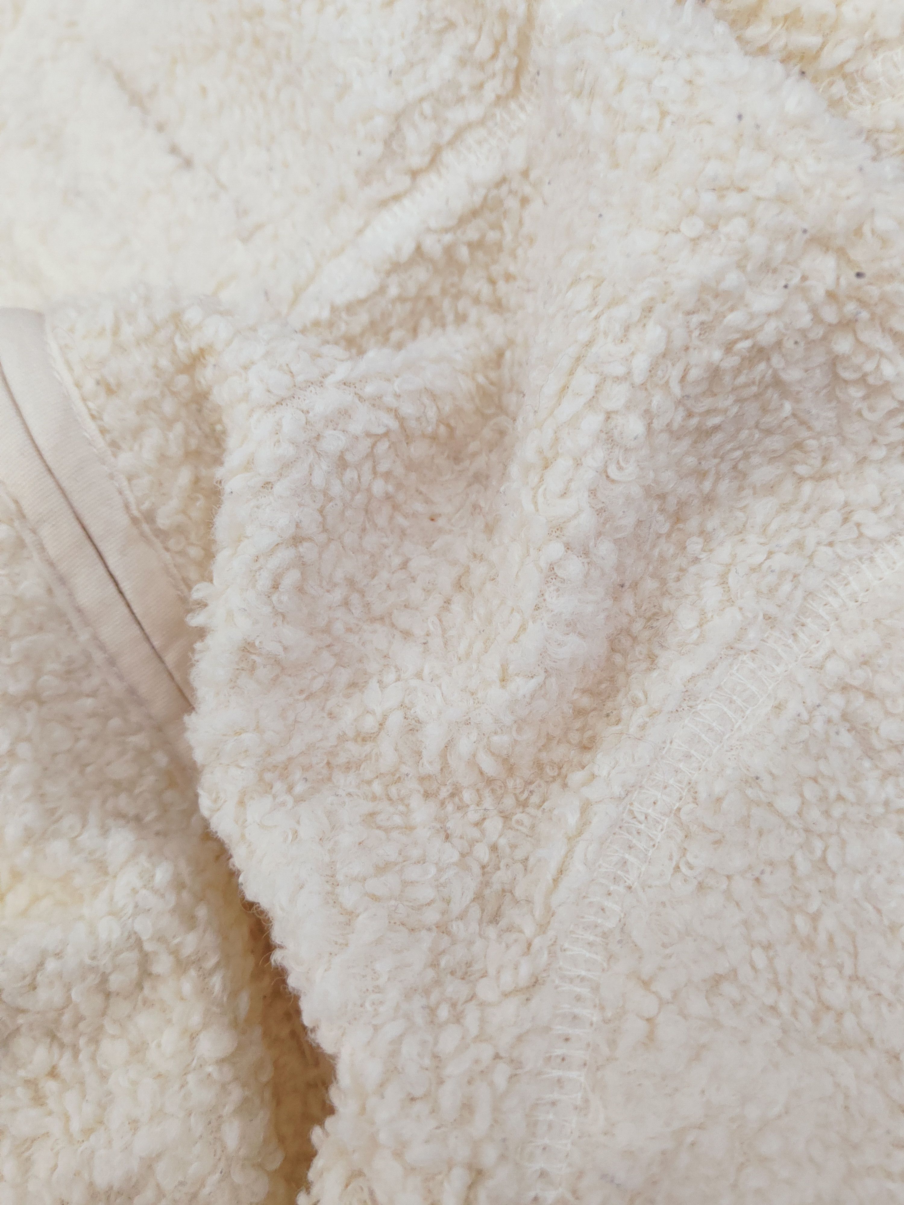 GU × Undercover GU ❌ Undercover Ivory Fur Hoodie Sweater COLLABORATION STUFF Size L / US 10 / IT 46 - 10 Thumbnail