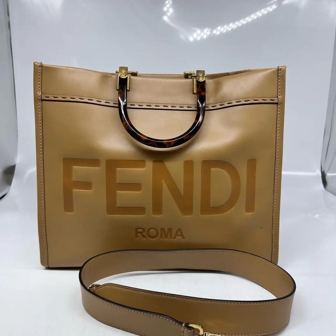 Fendi Pre-loved Bag Very good condition Size ONE SIZE - 1 Thumbnail