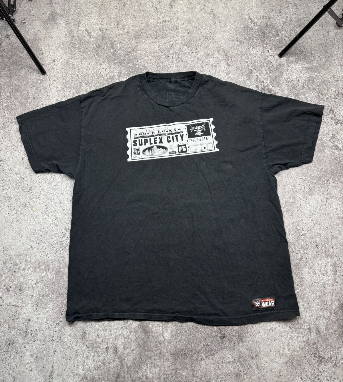 WWE Vintage WWE Brock Lesnar Suplex City Y2K T-Shirt Wrestling Size US XXL / EU 58 / 5 - 1 Thumbnail