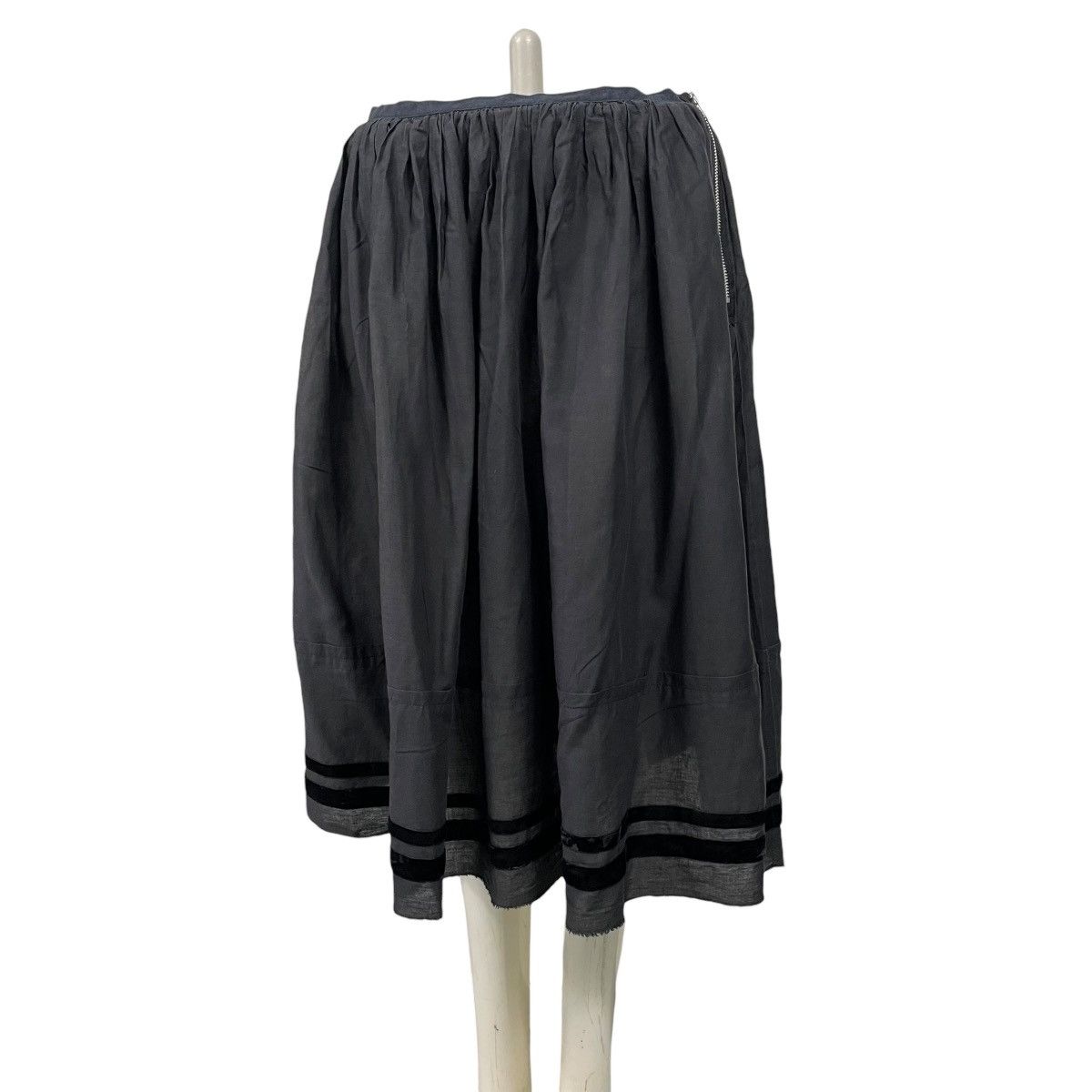 Tricot Comme des Garcons Tricot Comme Des Garcons Black Flared Midi Skirt Size 26" / US 2 / IT 38 - 2 Thumbnail