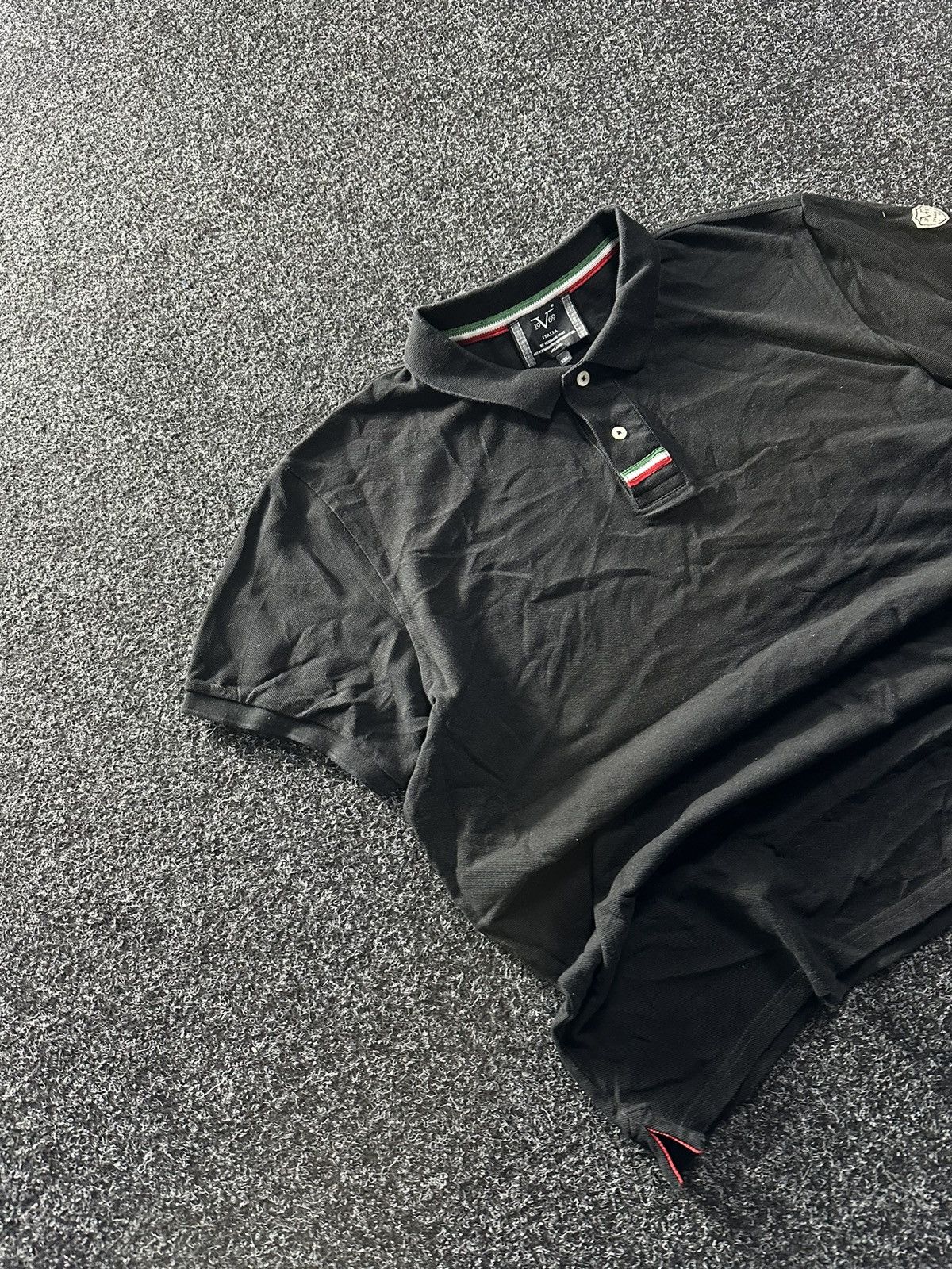 Designer × Versace × Vintage 🚨VNTG VERSACE POLO BLACK LOGO very rare 00s big logo Size US XXL / EU 58 / 5 - 2 Thumbnail