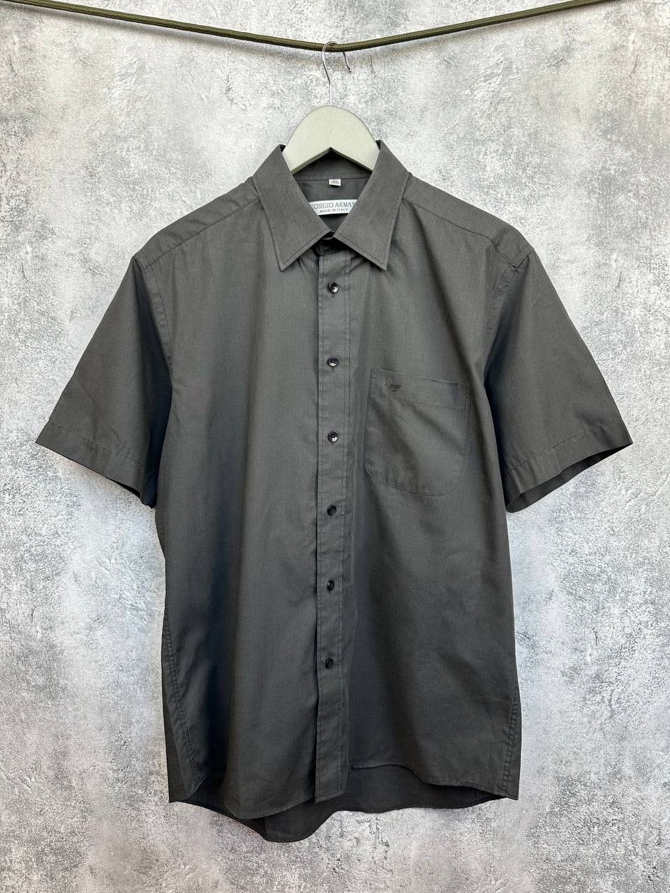 Giorgio Armani Giorgio Armani Italy Black SS Button-Up Shirt Minimalist Size US L / EU 52-54 / 3 - 1 Thumbnail