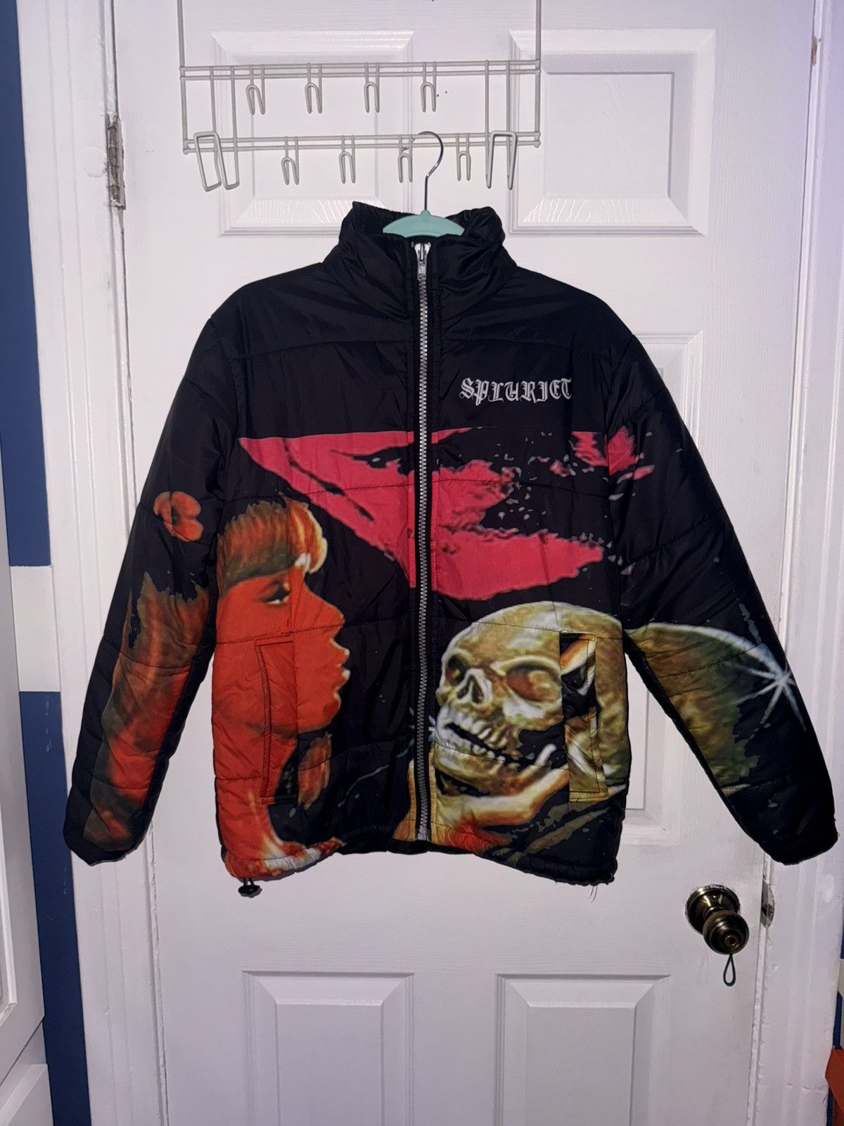 Other Vintage Skull Graphic Puffer Jacket – Black / Red – Size S Size US S / EU 44-46 / 1 - 3 Thumbnail