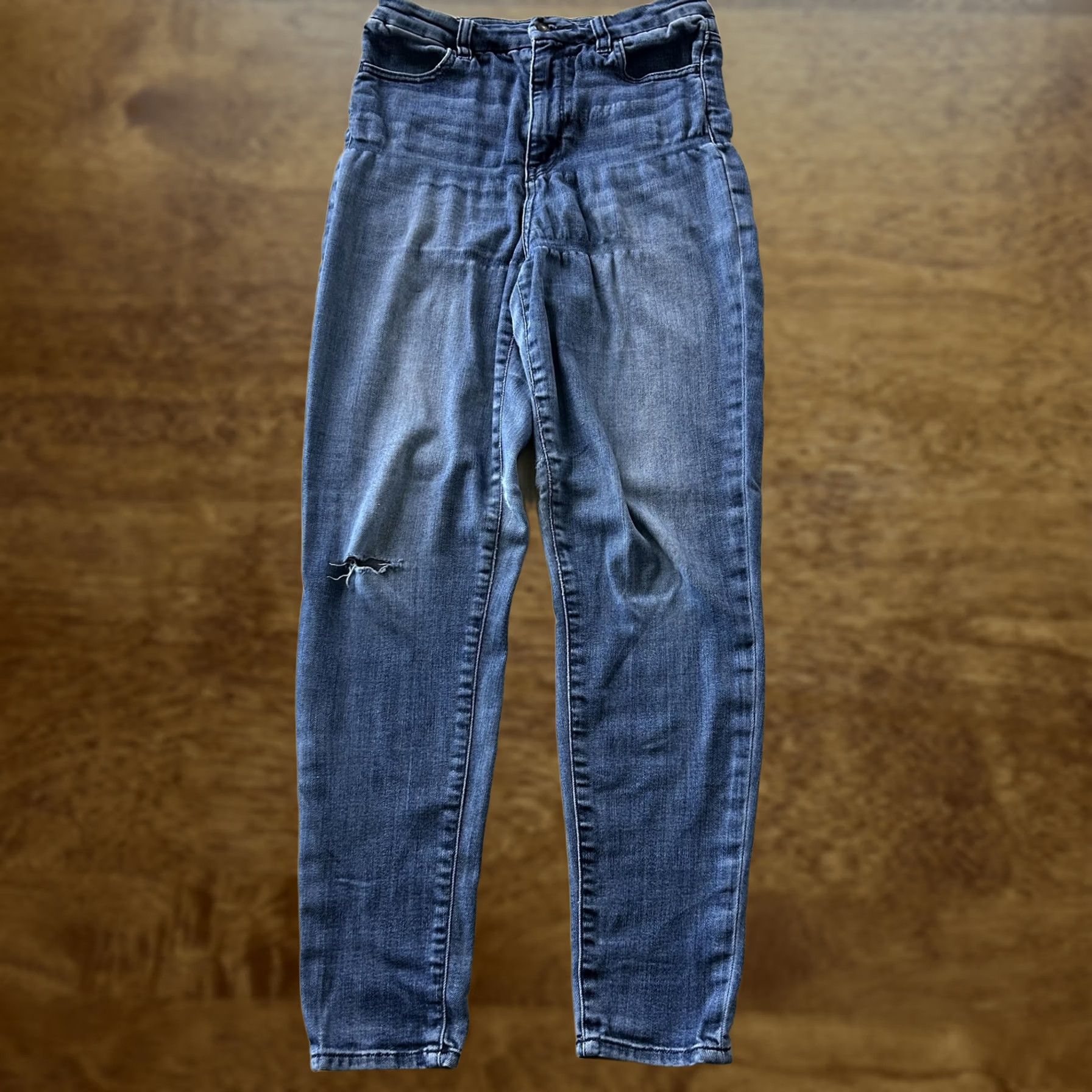 American Eagle Outfitters American Eagle Outfitters Skinny Jeans Womens 8 Blue Distressed Stretch Denim Size 30" / US 8 / IT 44 - 1 Thumbnail