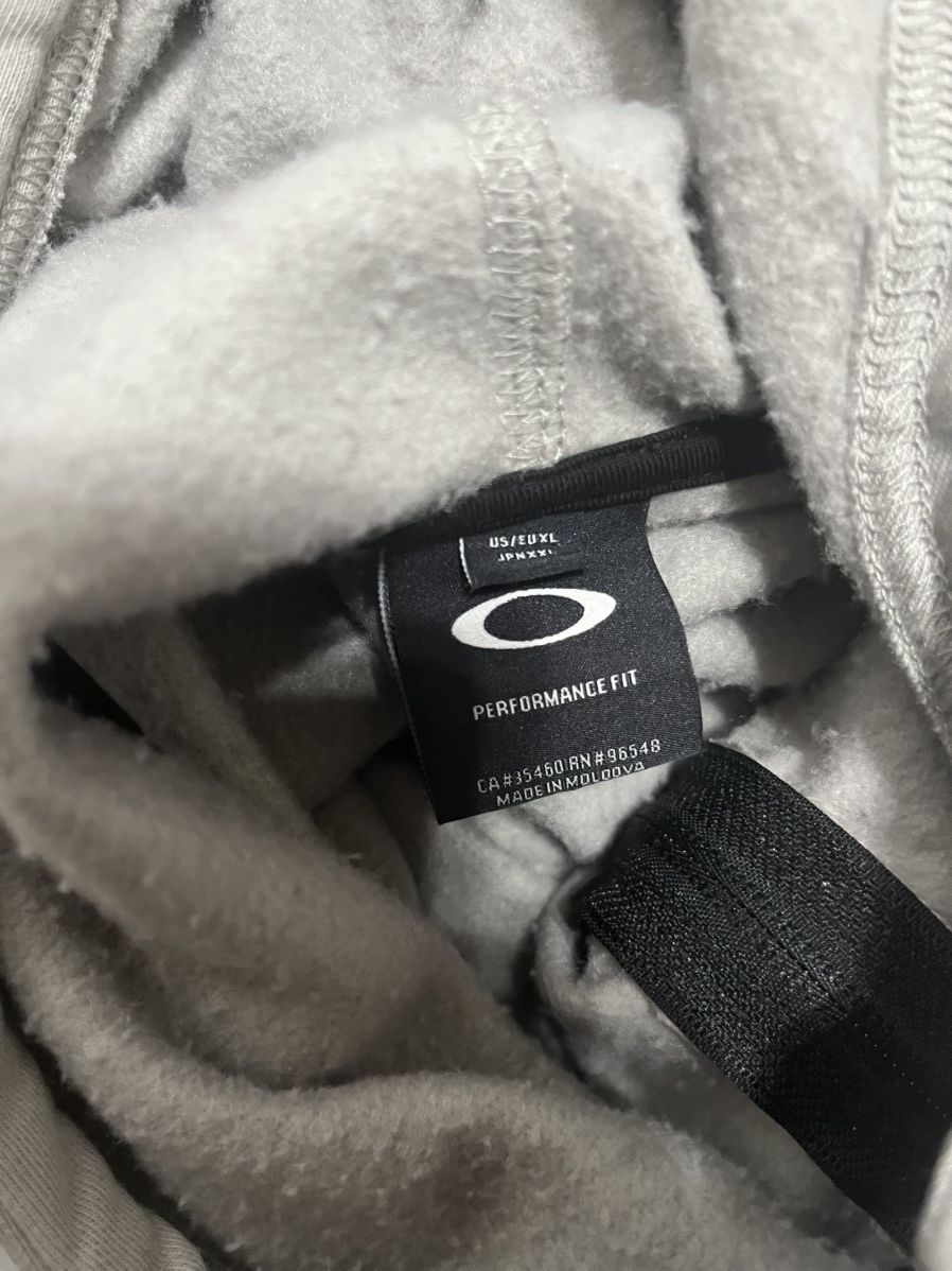 Oakley Oakley zip up jacket size large Size US L / EU 52-54 / 3 - 4 Thumbnail