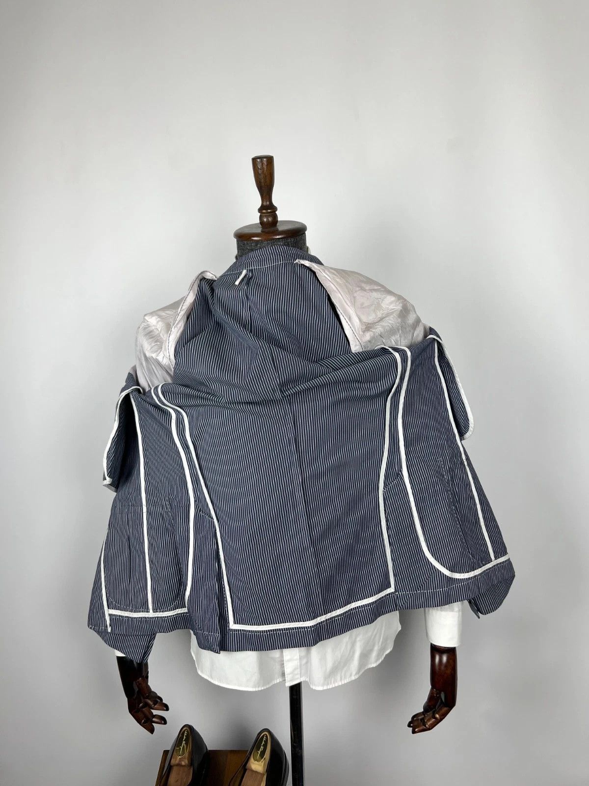 Hugo Boss Hugo Boss Men's Unlined Striped Blue White Blazer Jacket Size 38R - 13 Thumbnail