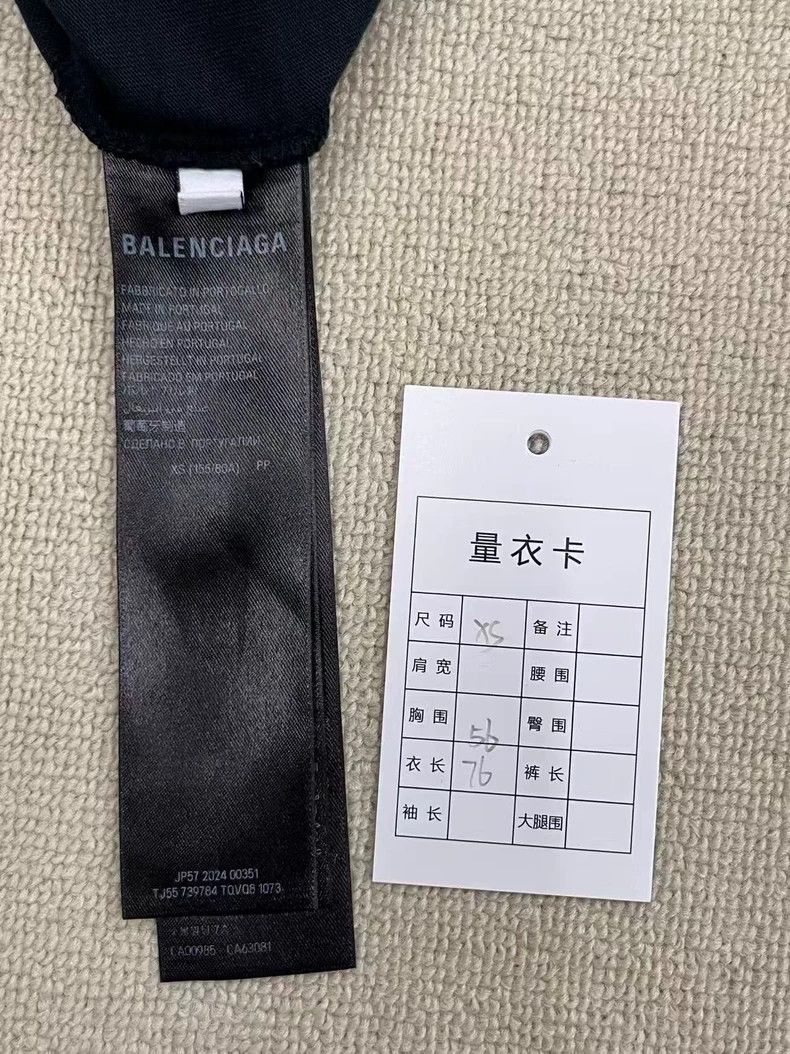 Balenciaga Balenciaga New Tape Type Alphabet Printed Worn Short Sleev Size XS / US 0-2 / IT 36-38 - 4 Thumbnail