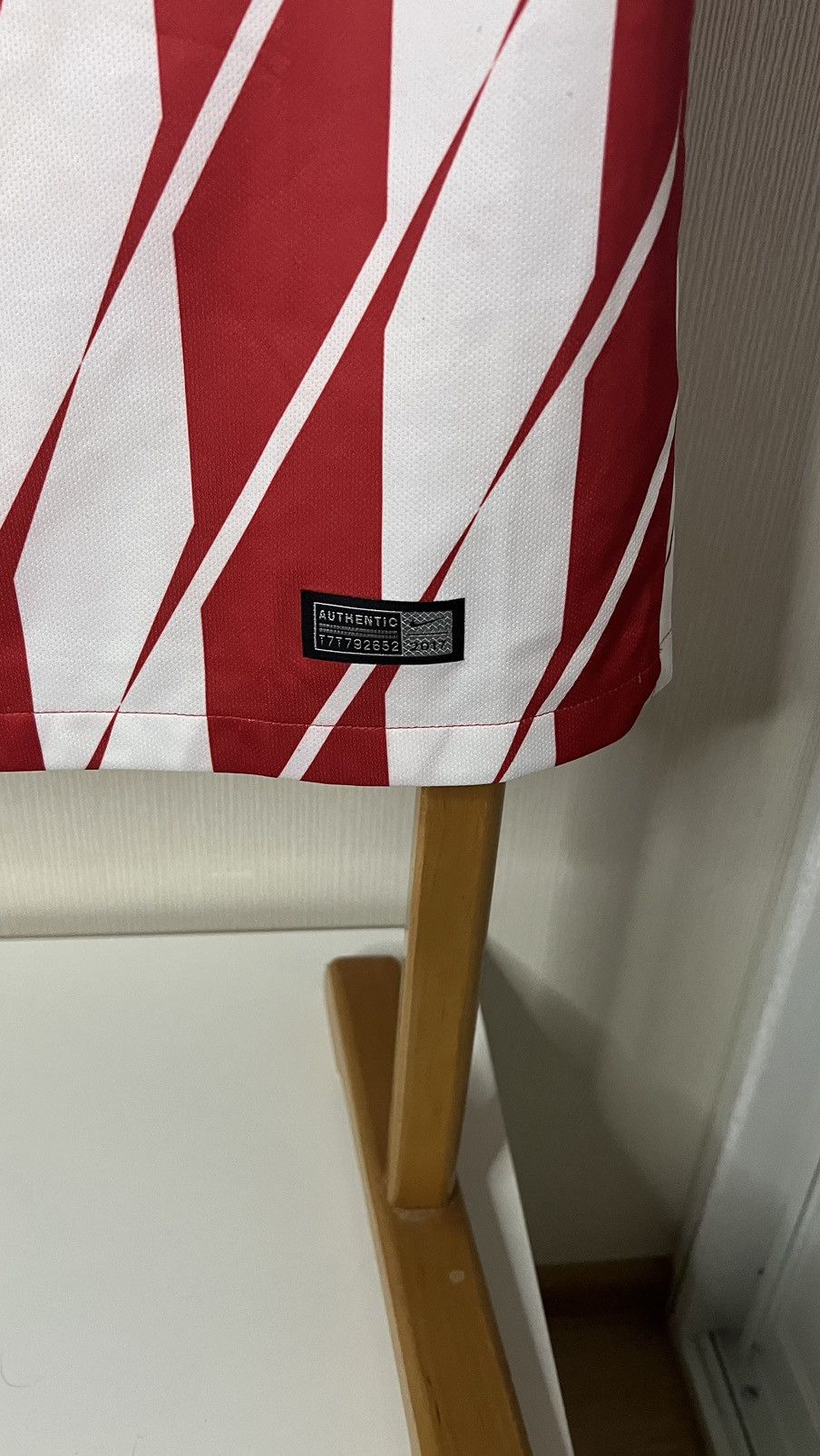 Nike Atletico Madrid Spain 🇪🇸 Nike soccer jersey y2k Size US M / EU 48-50 / 2 - 3 Thumbnail