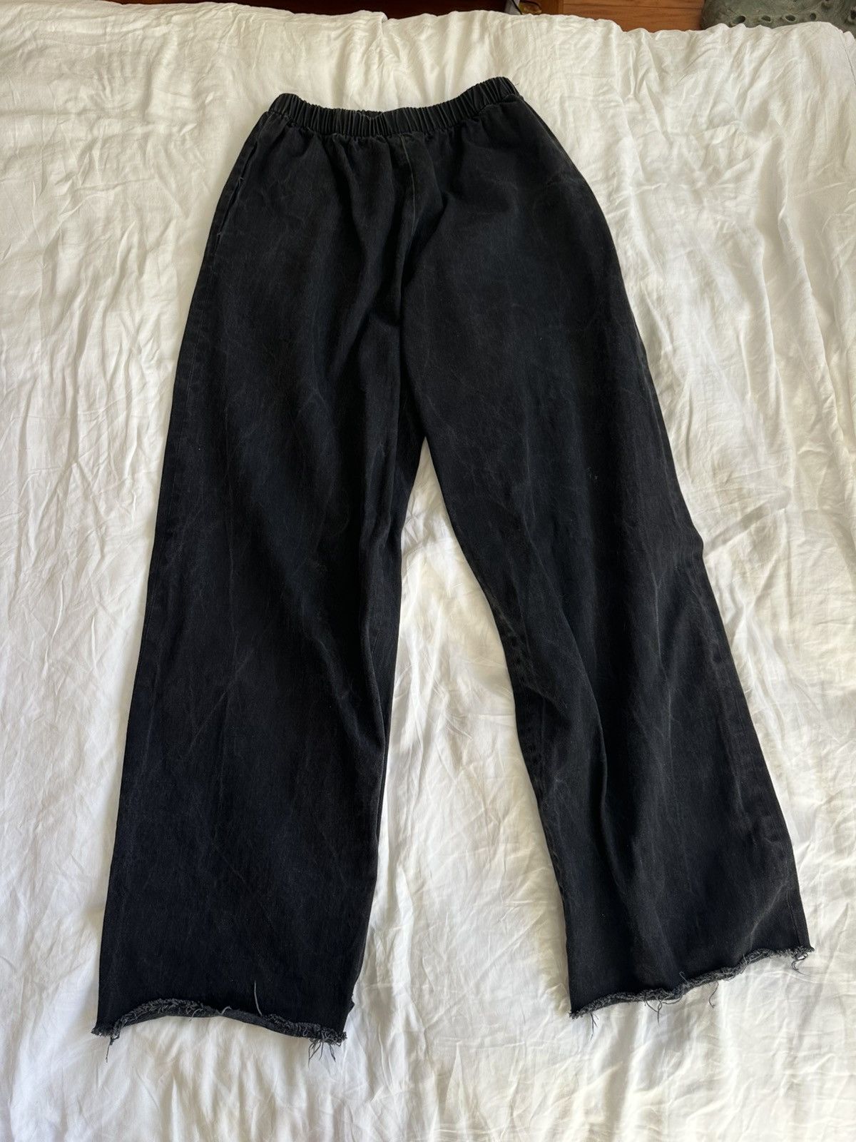 Other Ashley Row Raw Edge Elastic Waistband Denim Pants Size US 32 / EU 48 - 1 Thumbnail