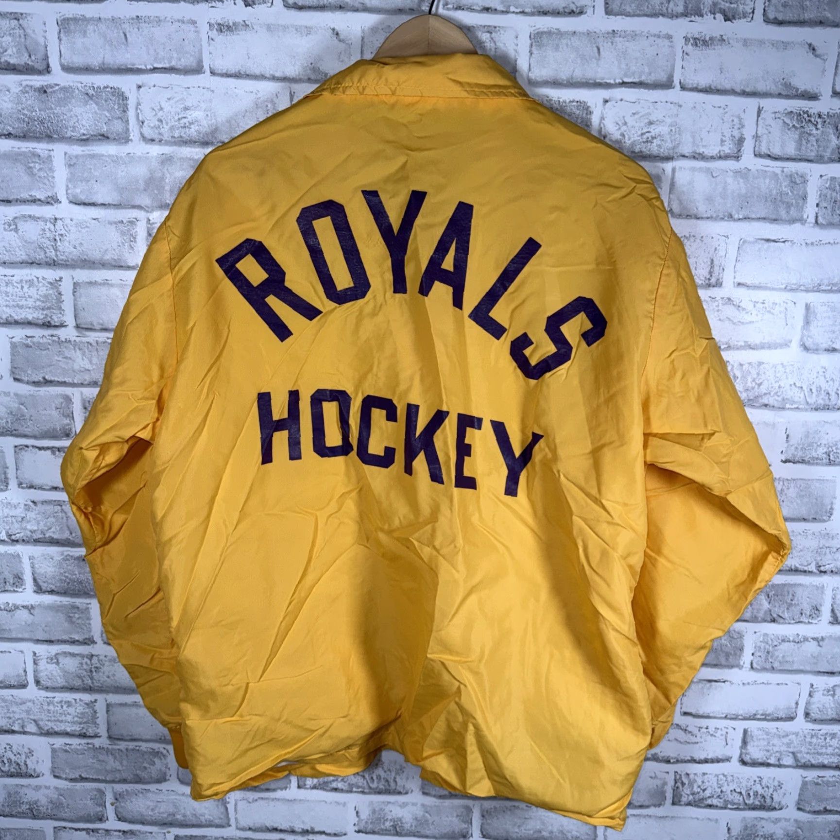 Vintage VINTAGE Unbranded Jacket Hockey Mens L Yellow Nylon VTG Size US L / EU 52-54 / 3 - 3 Thumbnail