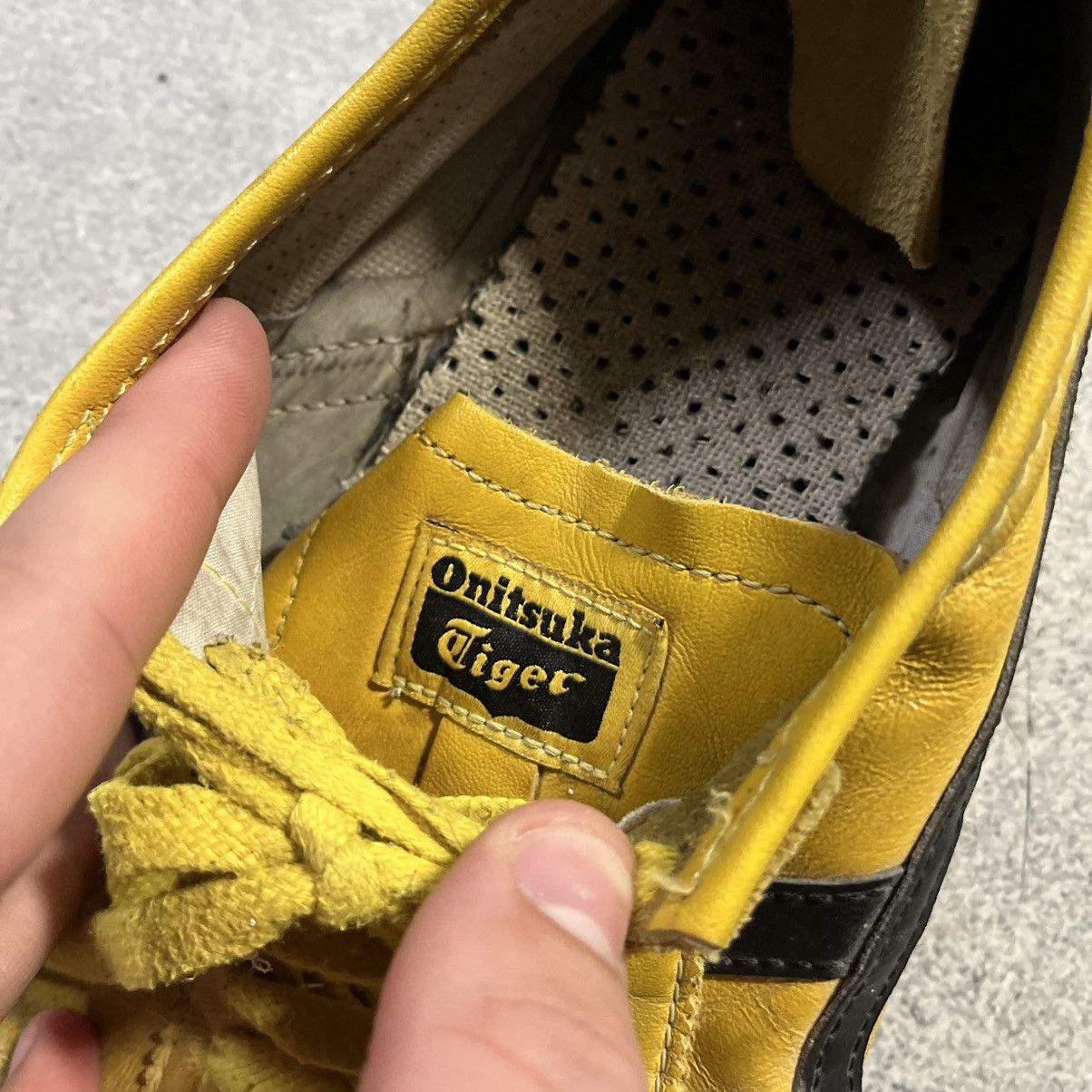 Asics Asics Onitsuka Tiger Mexico 66 Kill Bill Sneakers Size US 9 / EU 42 - 11 Thumbnail