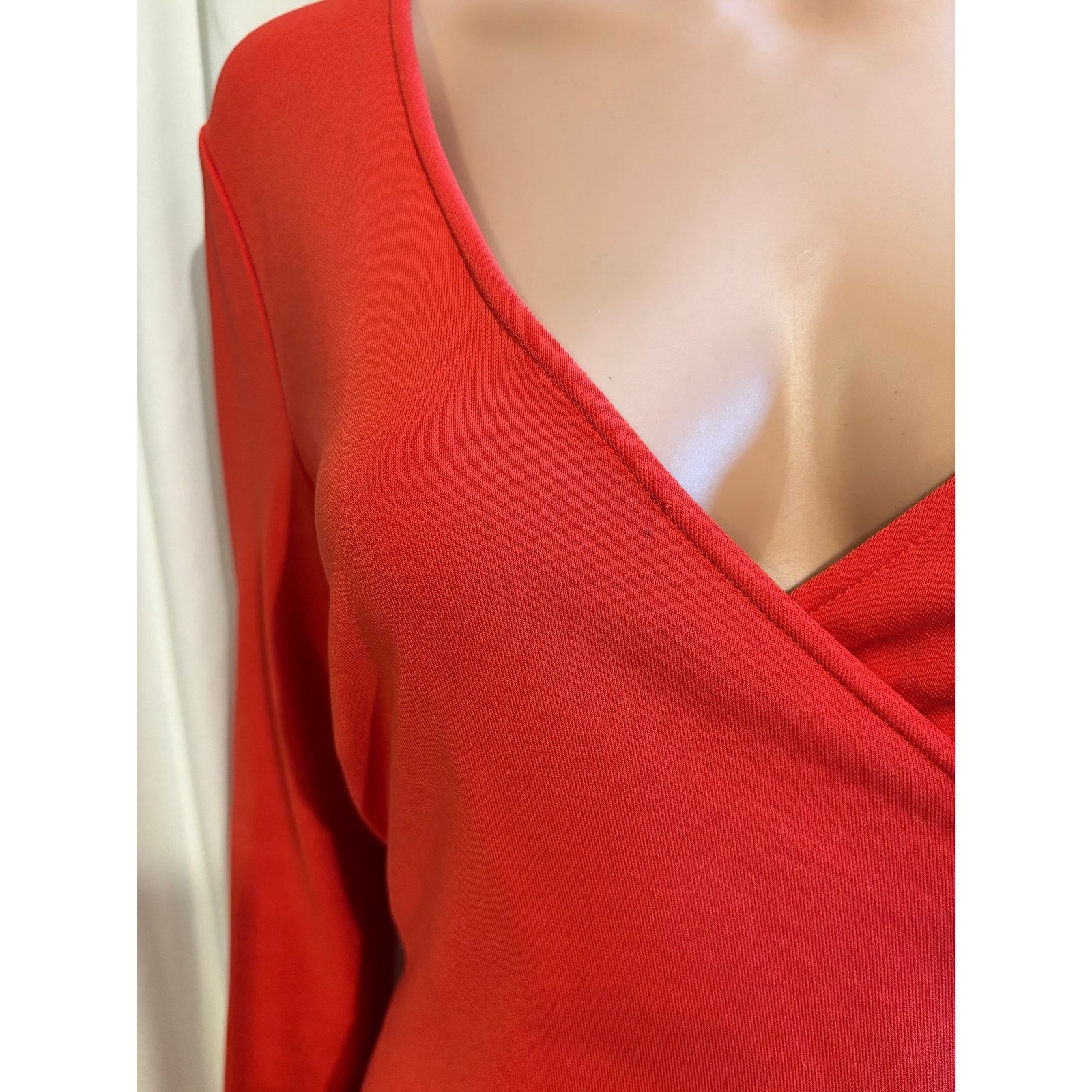 The Unbranded Brand Sutton Studio Red Knee-Length True Wrap Dress Size Large Size L / US 10 / IT 46 - 6 Thumbnail
