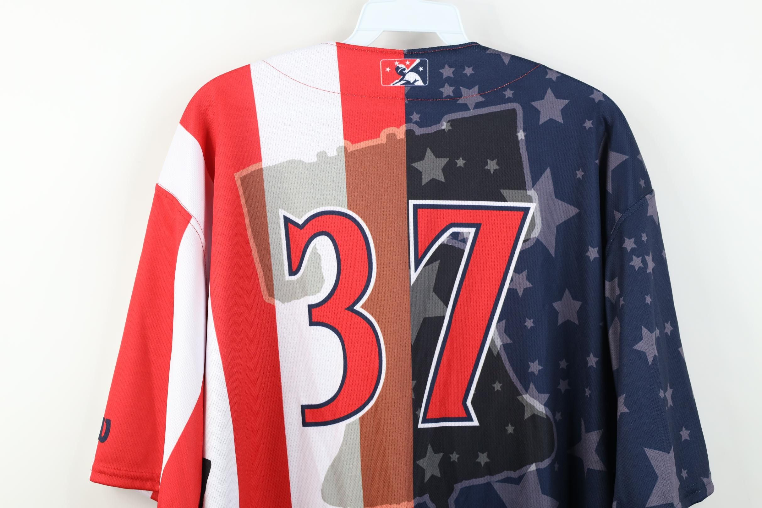 Wilson Wilson Game Issue July 4th Clearwater Threshers Jersey #37 Size US XXL / EU 58 / 5 - 16 Thumbnail