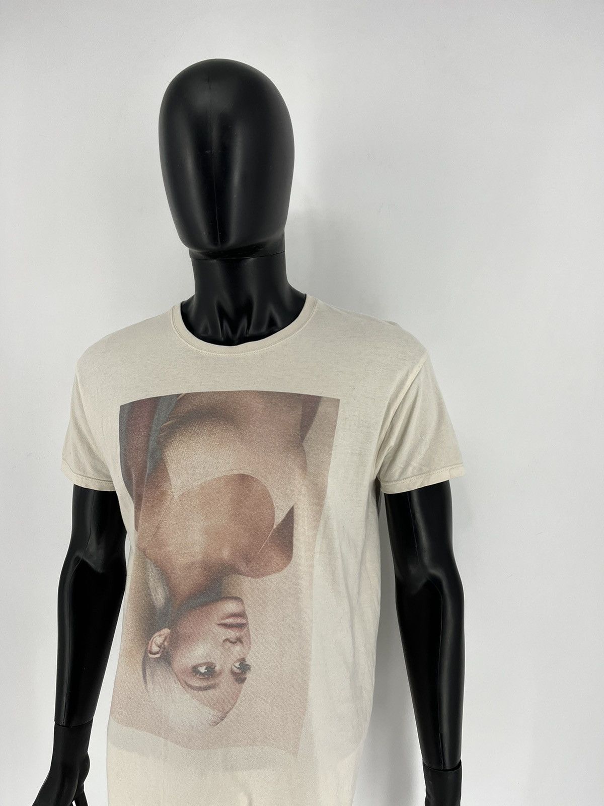 Band Tees × Rap Tees Vintage 🔥RARE🔥 Ariana Grande Solo Singer Rappars Shirt Size US S / EU 44-46 / 1 - 4 Thumbnail