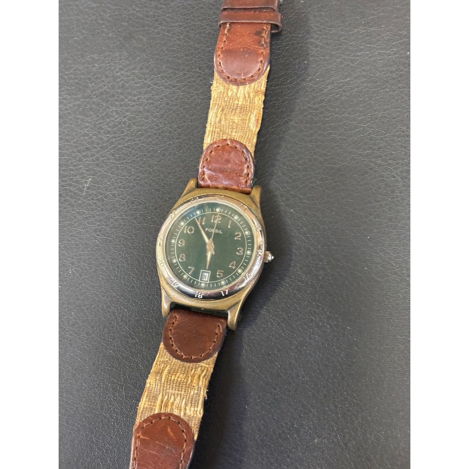 Fossil Vintage Authentic Fossil EC-6845 Men’s Watch! New Battery! Size ONE SIZE - 3 Thumbnail