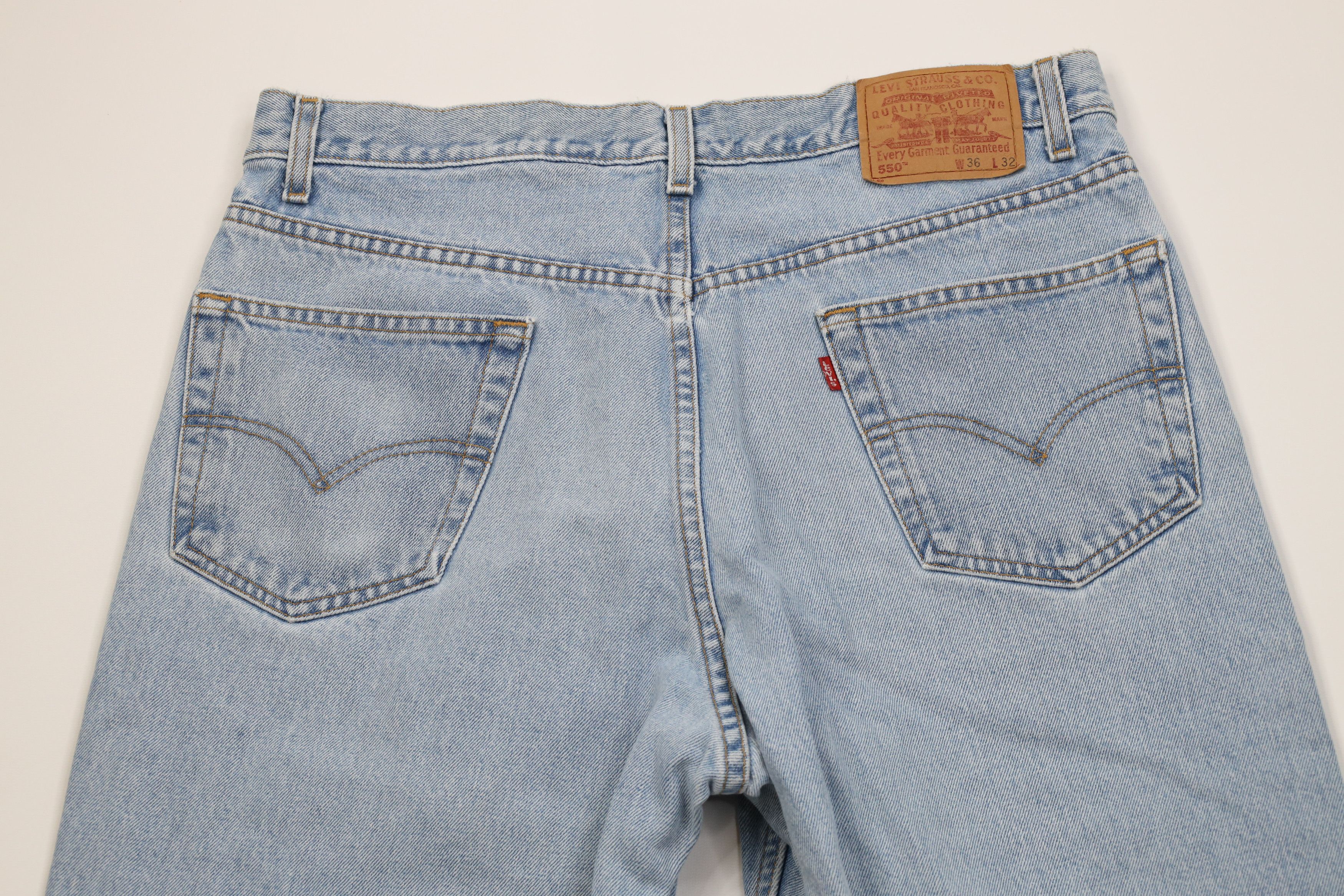 Levi's Vintage Y2K 2004 Levis 550 Relaxed Fit Denim Jeans Blue Size US 36 / EU 52 - 13 Thumbnail