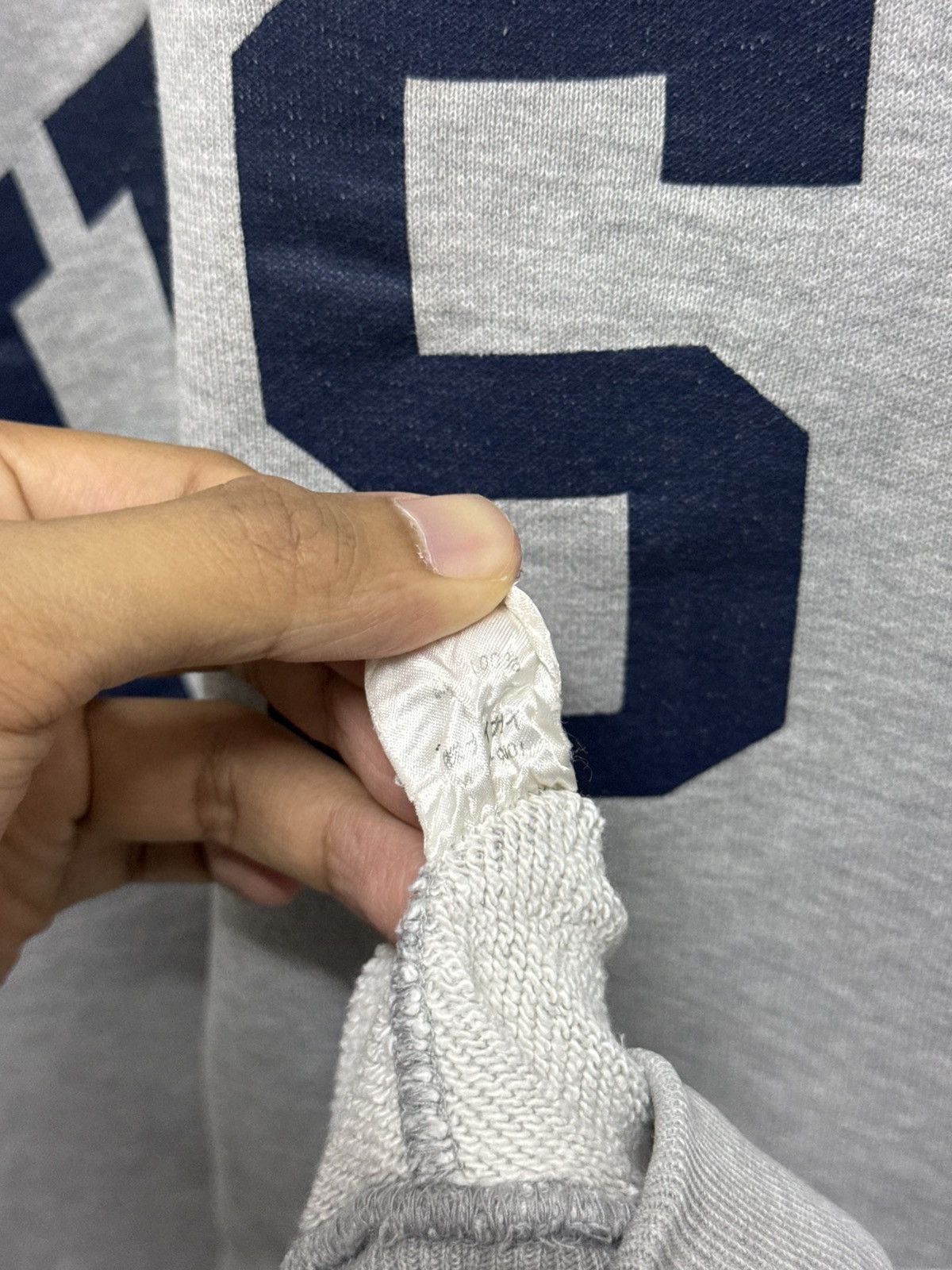 Polo Ralph Lauren Distressed Polo Ralph Lauren USA Thrashed Crewneck Size US M / EU 48-50 / 2 - 7 Thumbnail