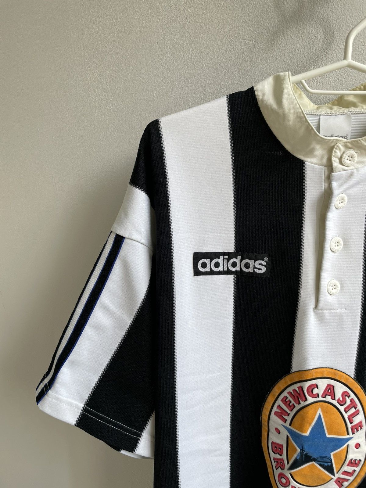 Vintage Newcastle United 1995 1996 1997 Home Shirt Football Soccer Size US XL / EU 56 / 4 - 3 Thumbnail