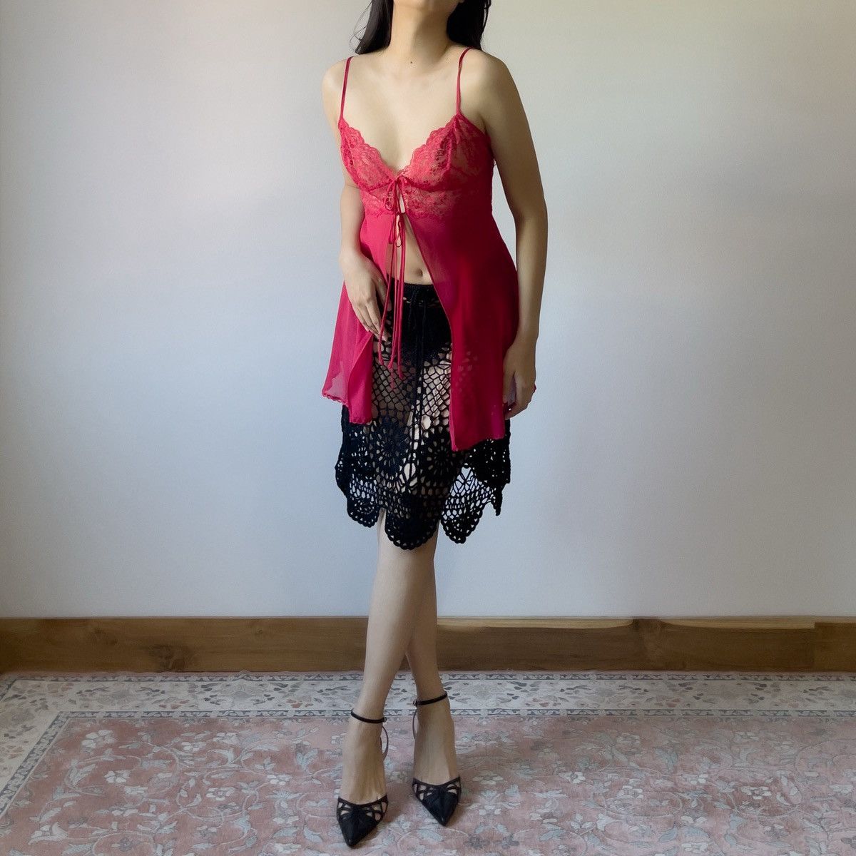 Victoria's Secret Victoria’s Secret Red Lace & Silk Sheer Camisole (M) Size M / US 6-8 / IT 42-44 - 2 Thumbnail