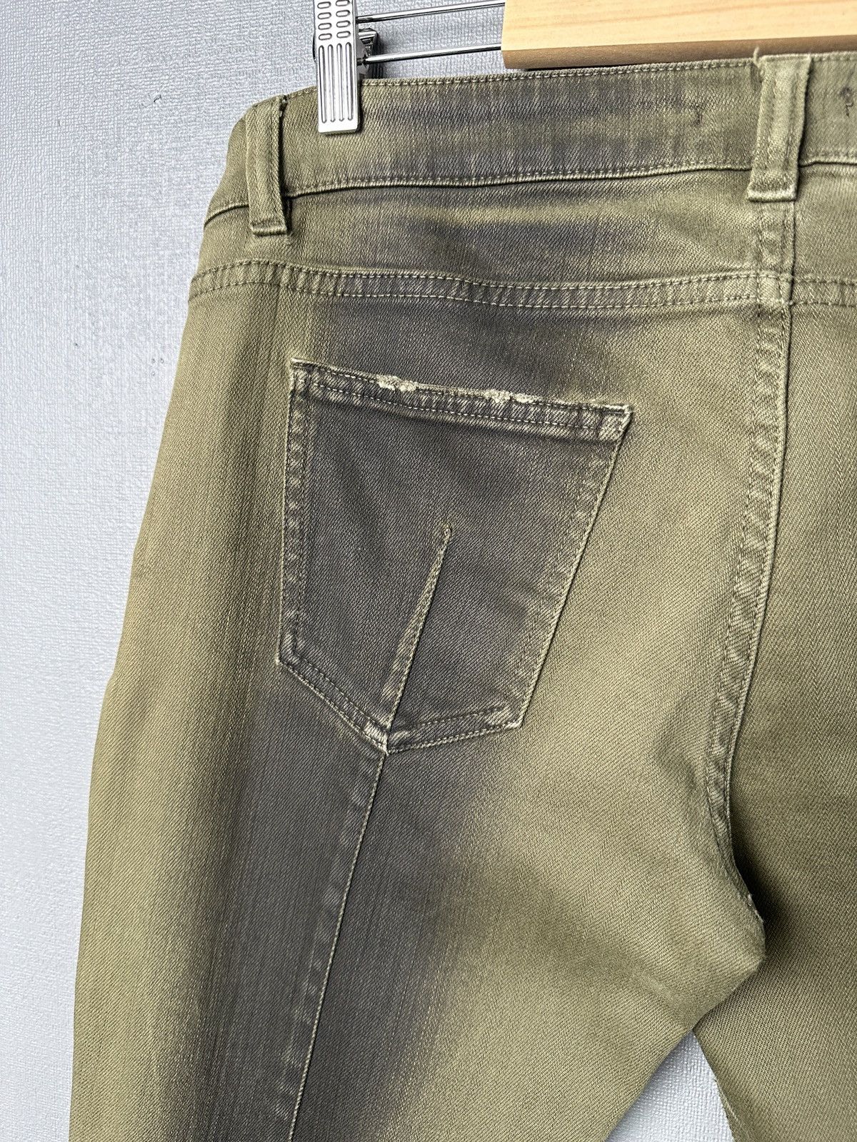 Balmain BALMAIN Paris Ankle Zip Biker Jeans Oil Wash Pants size 44 Size 30" / US 8 / IT 44 - 13 Thumbnail