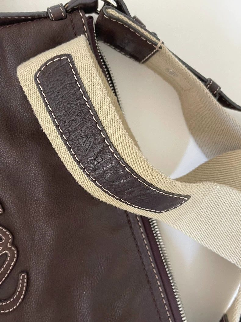 Loewe loewe A large logo crossbody bag with full leather stitchin Size ONE SIZE - 3 Thumbnail