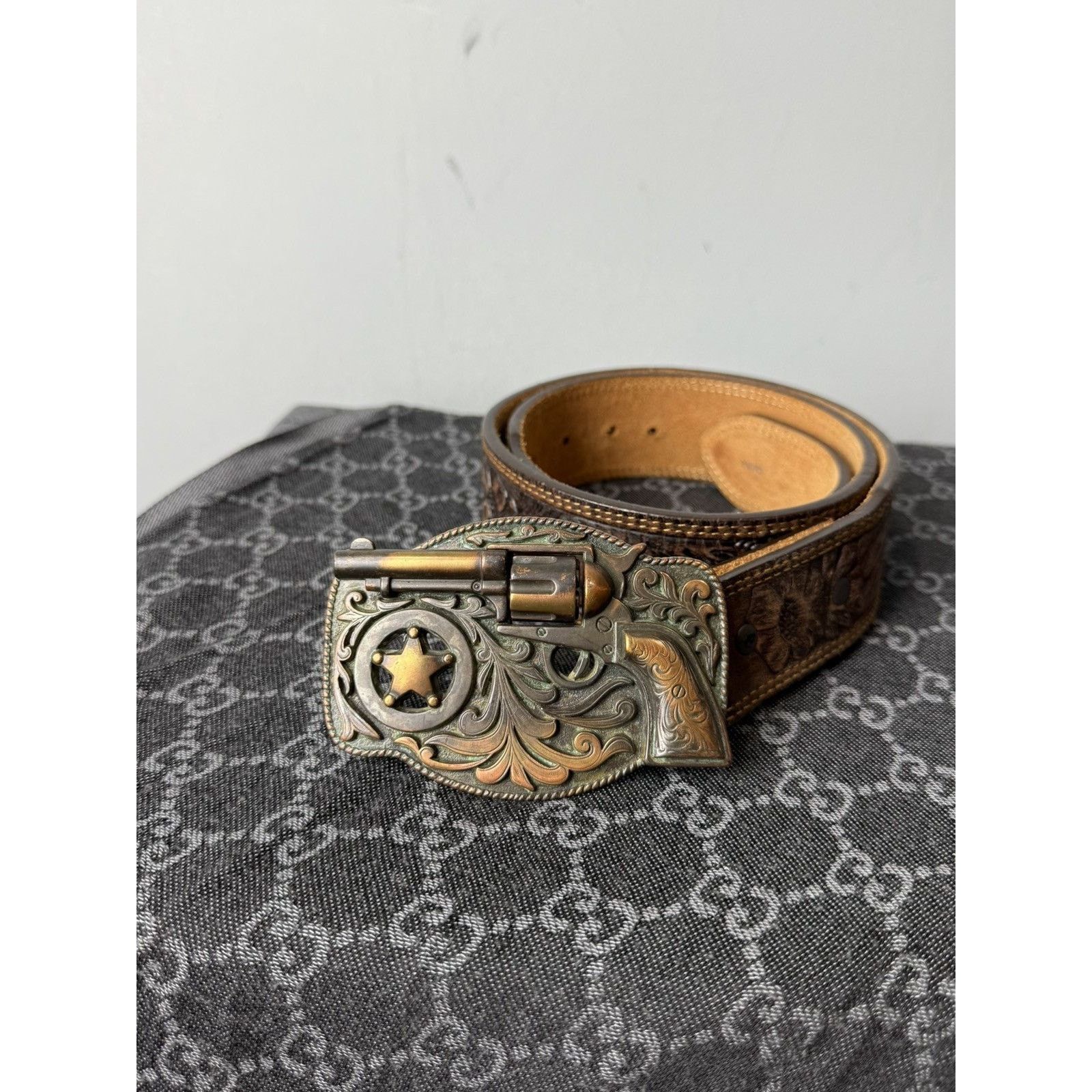 Cowboy Equipment Rare! Vintage Revolver Leather Cowboy Belt Western American Size ONE SIZE - 2 Thumbnail