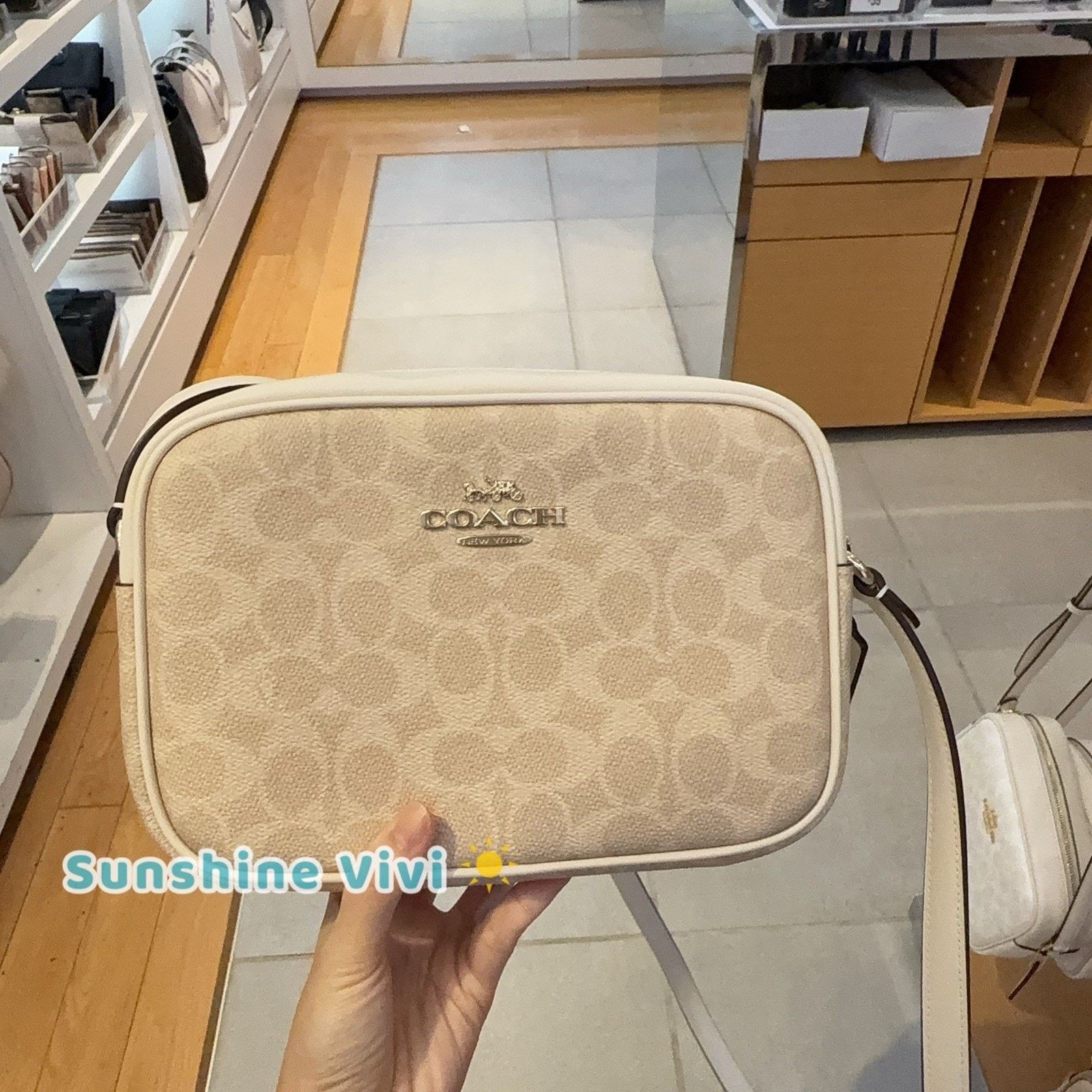 Coach NWT Coach Jamie Camera Bag CZ186 SAND/CHALK Size ONE SIZE - 1 Thumbnail