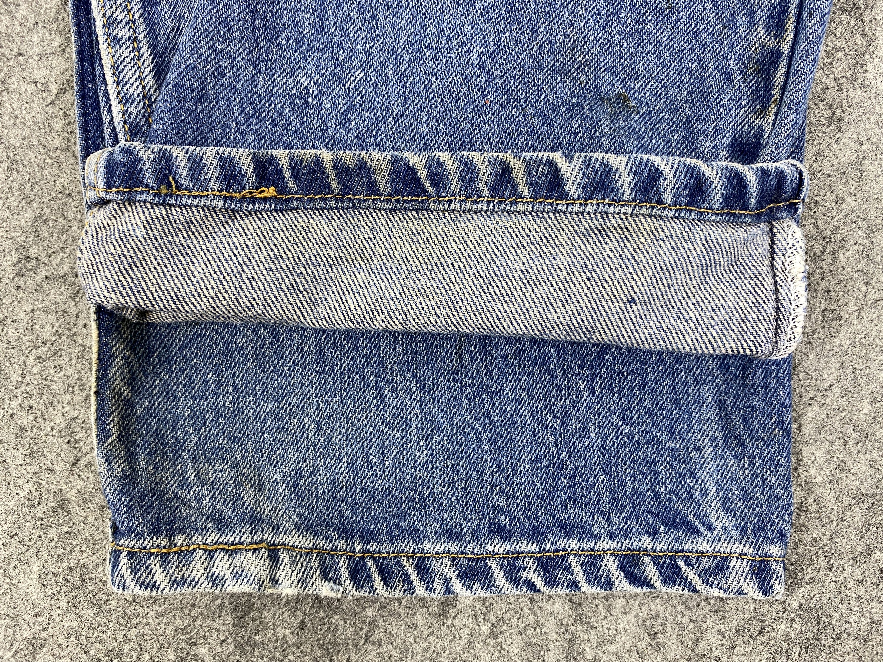 Levi's Dirty Blue Vintage Levi's 505 Jeans 37x36 Denim -JN1878 Size US 37 - 9 Thumbnail