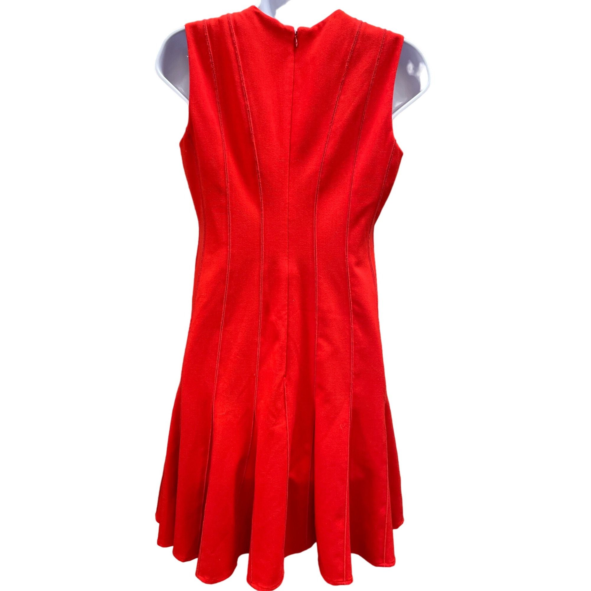 Calvin Klein Calvin Klein Women's Red Dress/Sleeveless/V-Neck Size 4P SKU Size S / US 4 / IT 40 - 2 Thumbnail