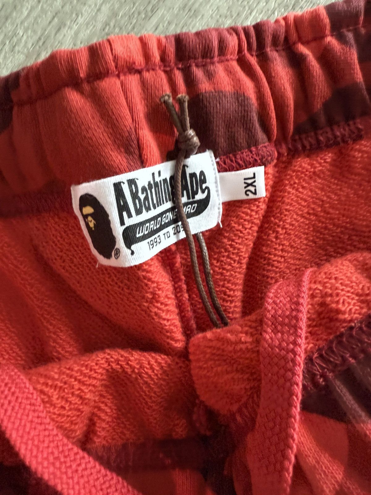 Bape Bape red camo shark shorts Size US 36 / EU 52 - 4 Thumbnail