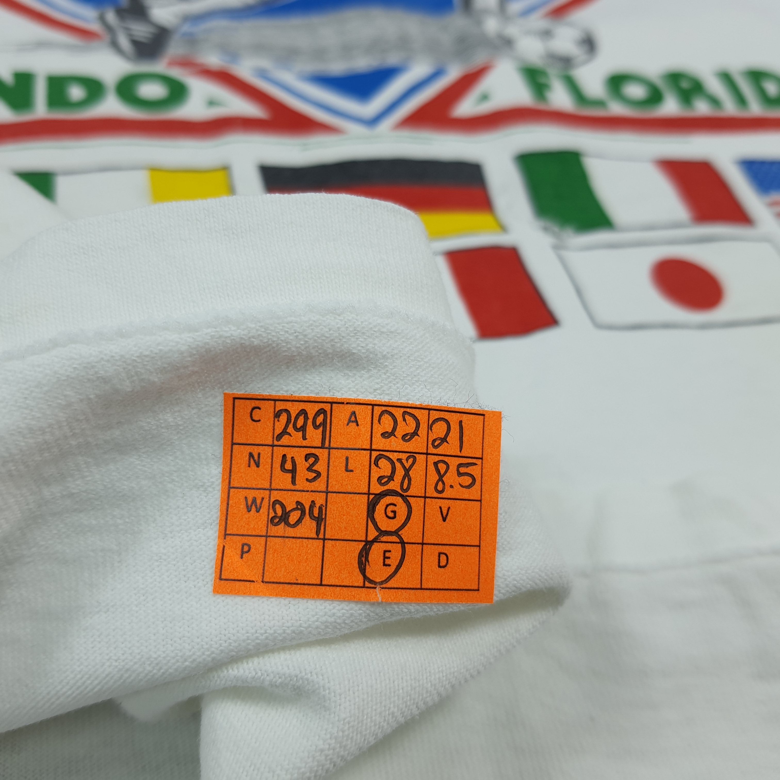 Vintage Vintage 90s World Soccer Orlando Tournament Tshirt C299N43 Size US L / EU 52-54 / 3 - 7 Thumbnail
