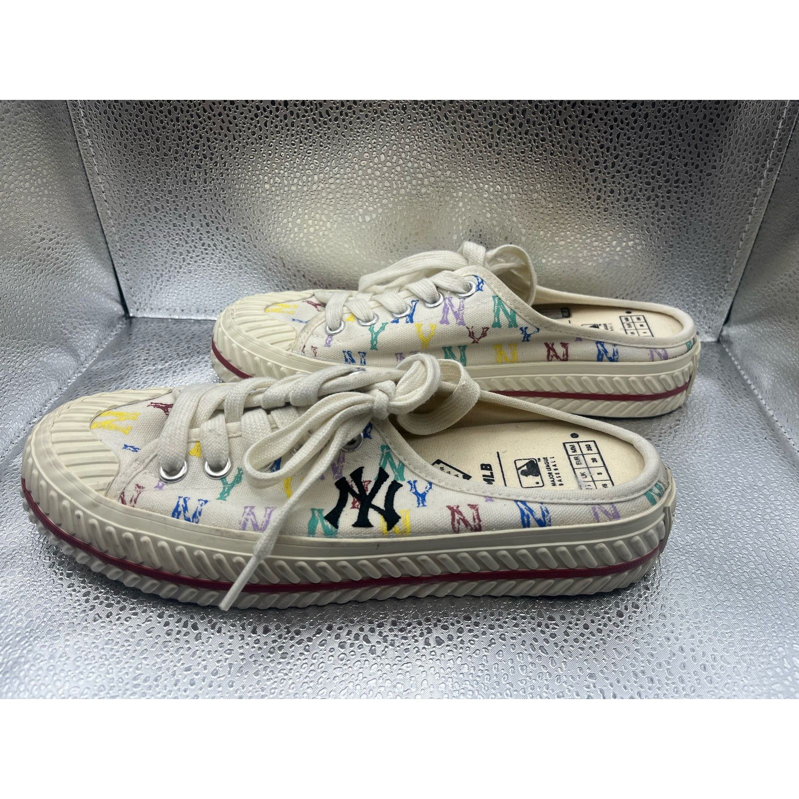 MLB MLB Play Ball Mule Monogram NY Shoes Sneakers Cream Size 8W Size US 8 / IT 38 - 3 Thumbnail