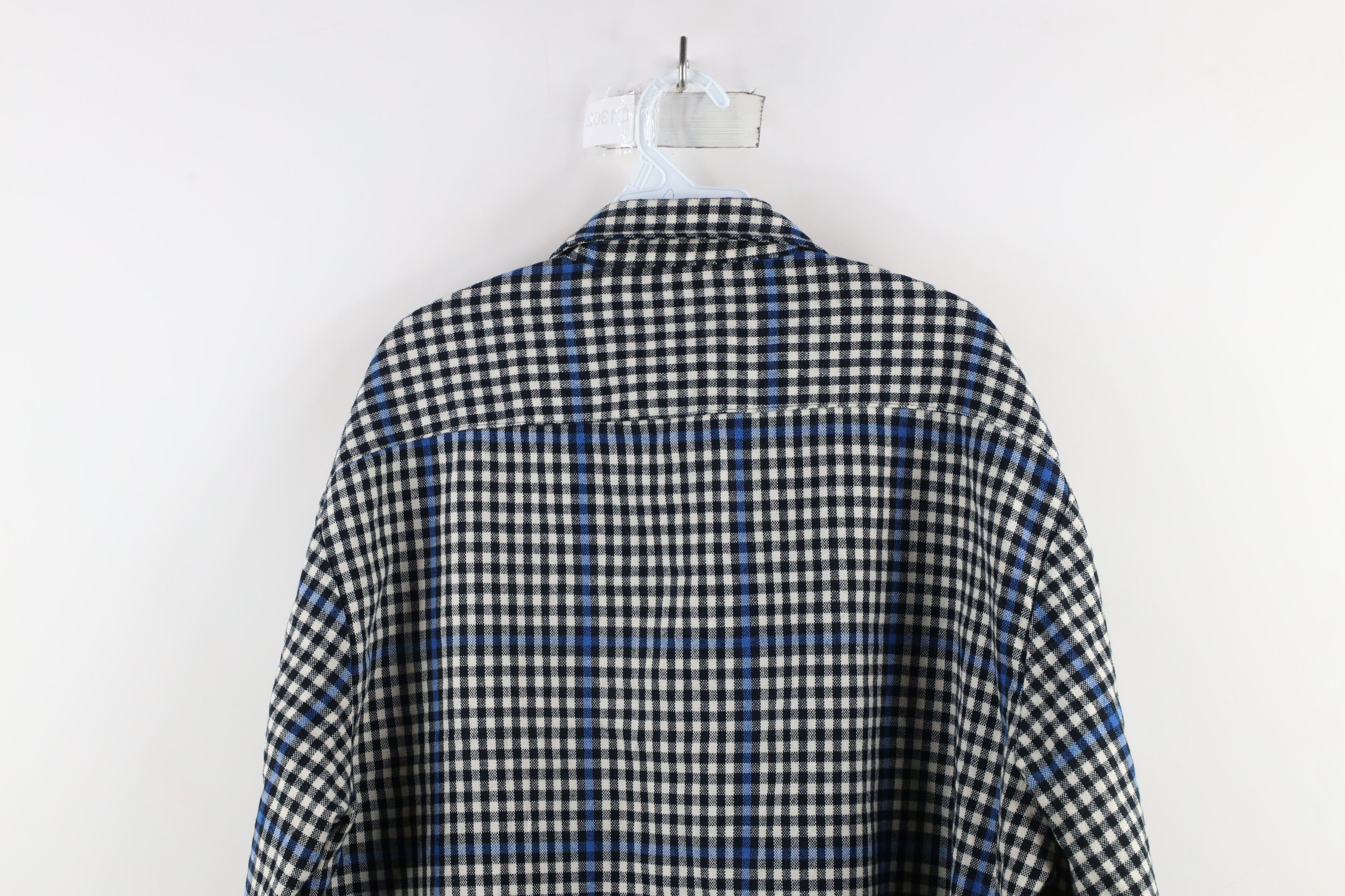 Vintage Vintage 70s Streetwear Knit Collared Button Shirt Plaid Size US XL / EU 56 / 4 - 9 Thumbnail