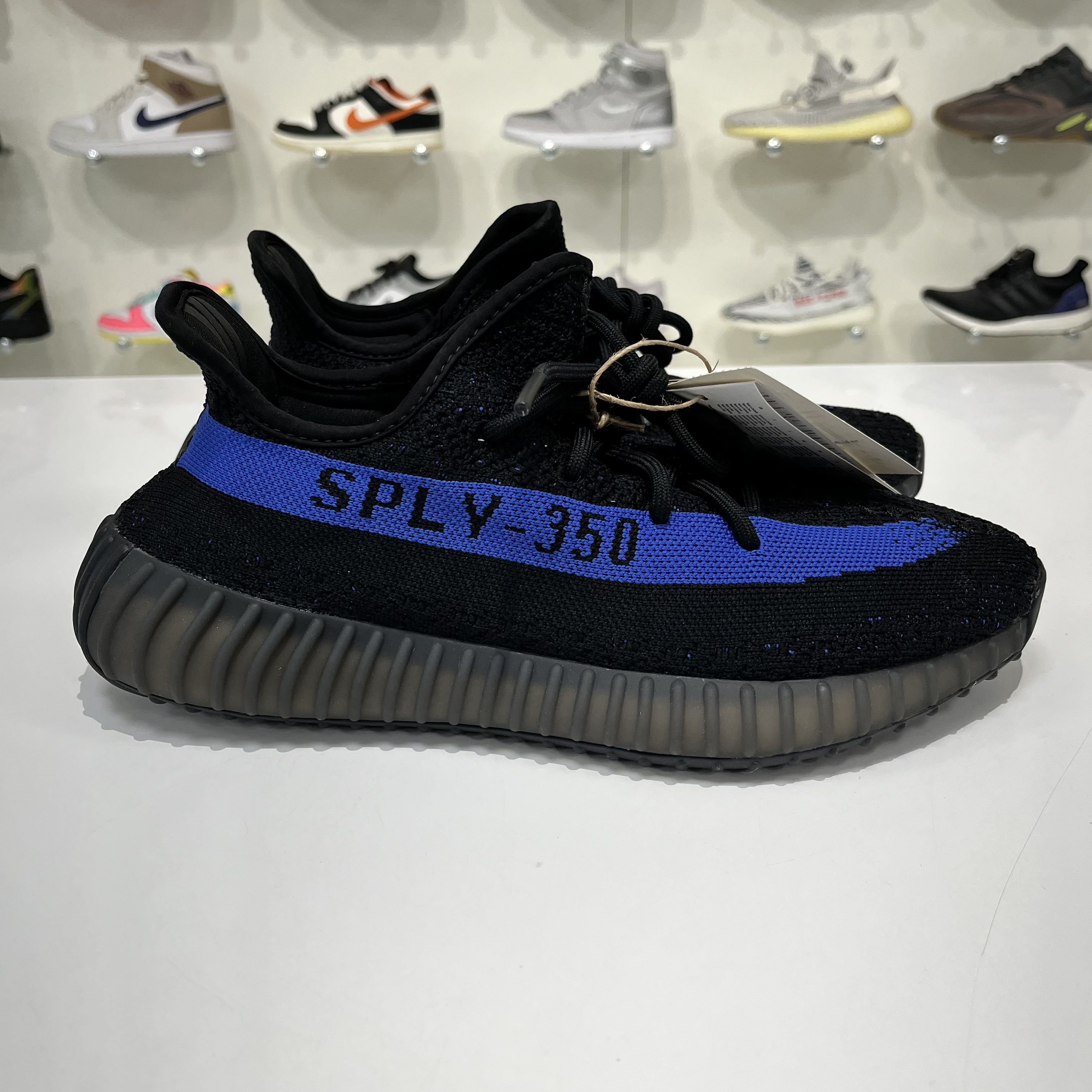Adidas Adidaas Yeezy Boost 350 V2 Dazzling Blue Size US 8.5 / EU 41-42 - 5 Thumbnail