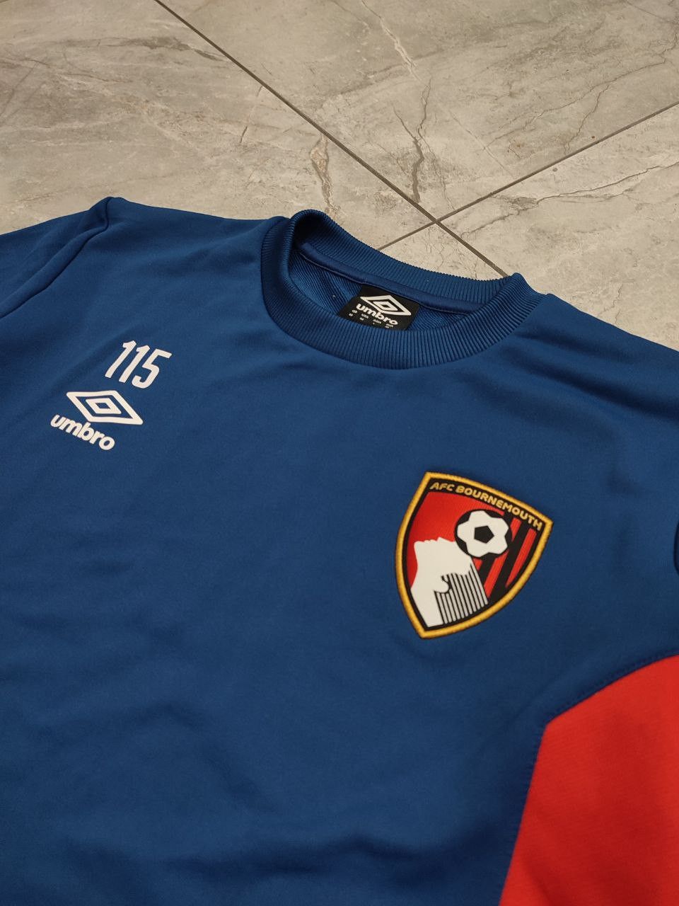 Umbro Umbro sweater Bournemouth soccer england club M size Size US M / EU 48-50 / 2 - 3 Thumbnail