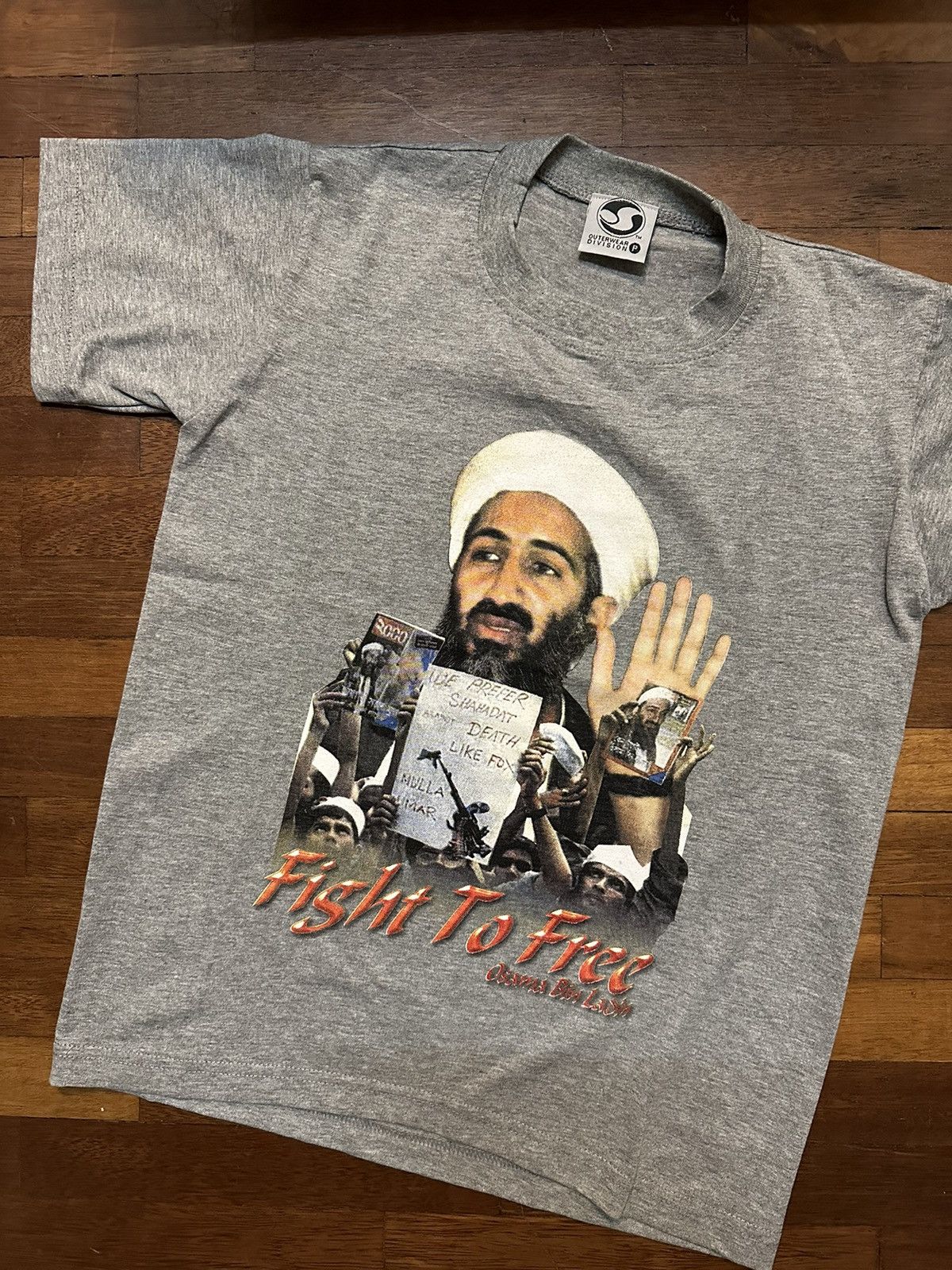 DVS × Vintage VERY RARE DVS OSAMA LADEN Size US S / EU 44-46 / 1 - 2 Thumbnail