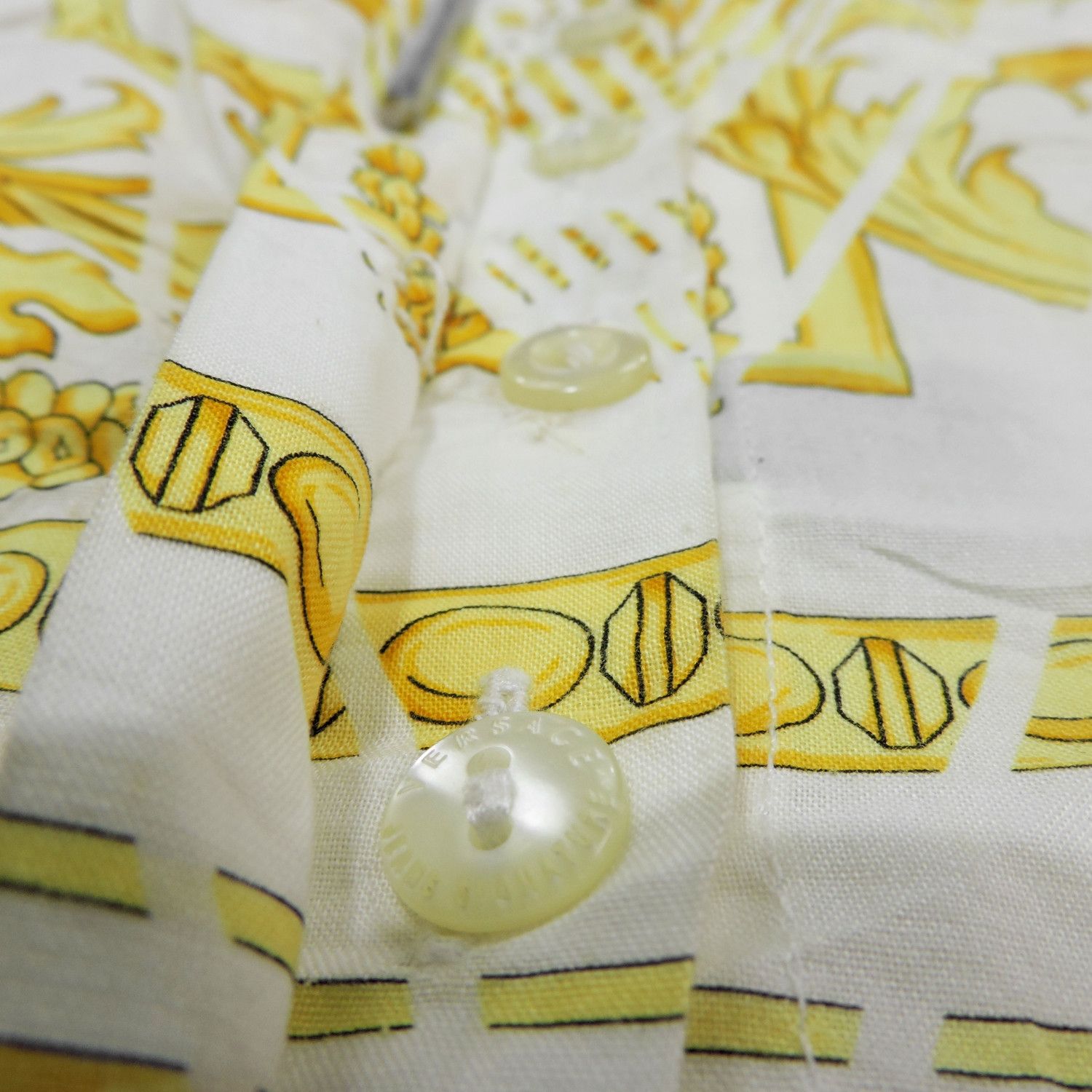 Versace VERSACE JEANS SIGNATURE BAROQUE VEST SHIRT Size XL / US 12-14 / IT 48-50 - 10 Thumbnail
