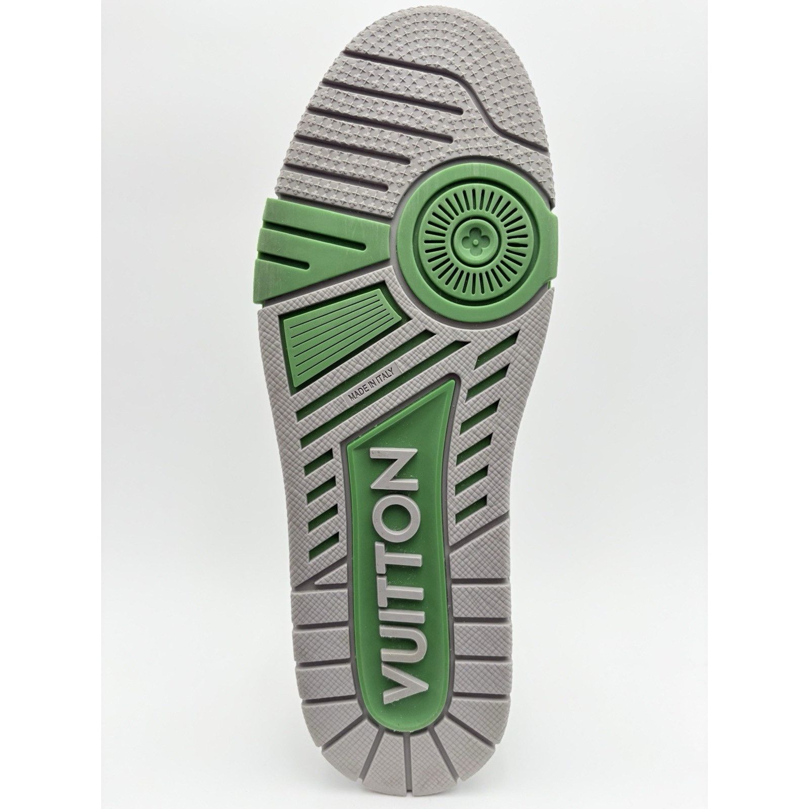 Louis Vuitton (9.5-10 US) Louis Vuitton LV Trainer ' Green Grey ' | CLEAN! Size US 10 / EU 43 - 7 Thumbnail