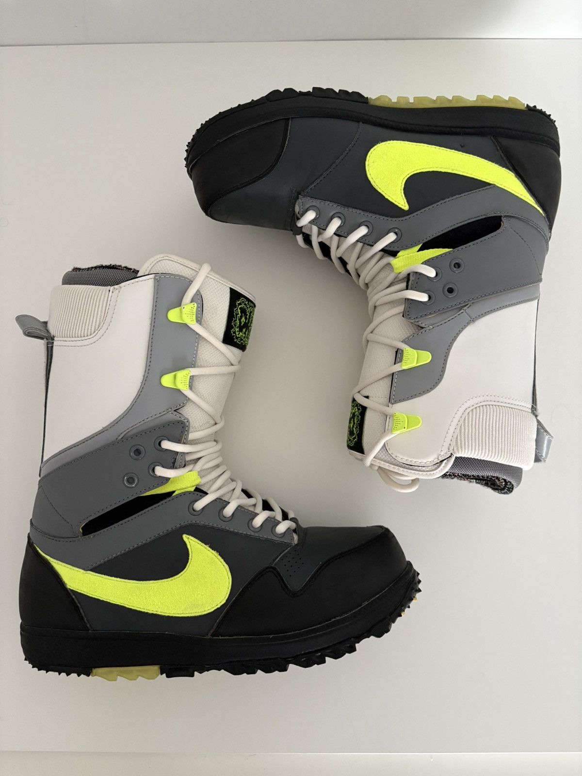 Nike Nike Zoom DK Snowboarding Boots Neon Black Size US 7 / EU 40 - 2 Thumbnail